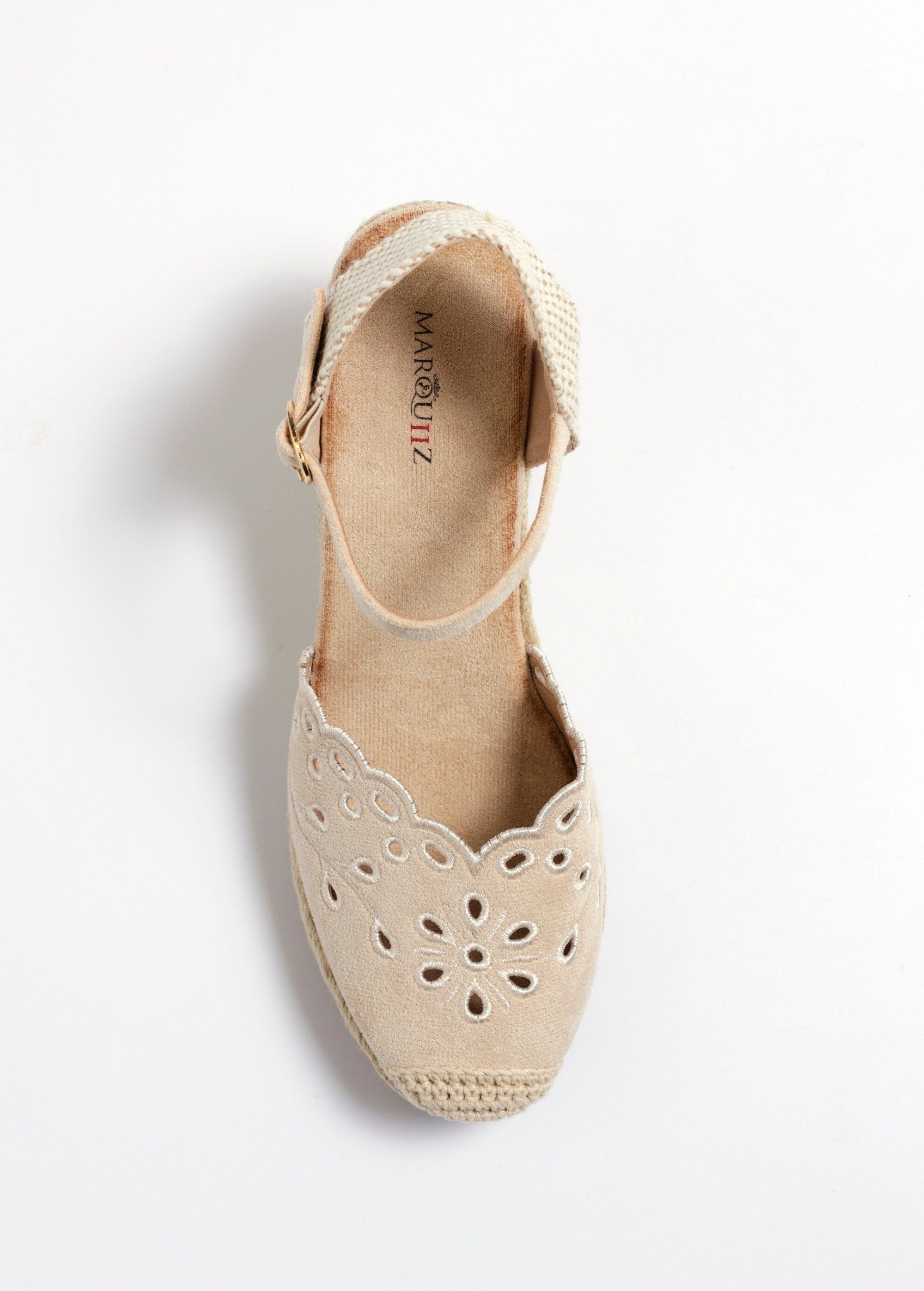Espadrilles_met_opengewerkte_details_Beige_OV1_slim