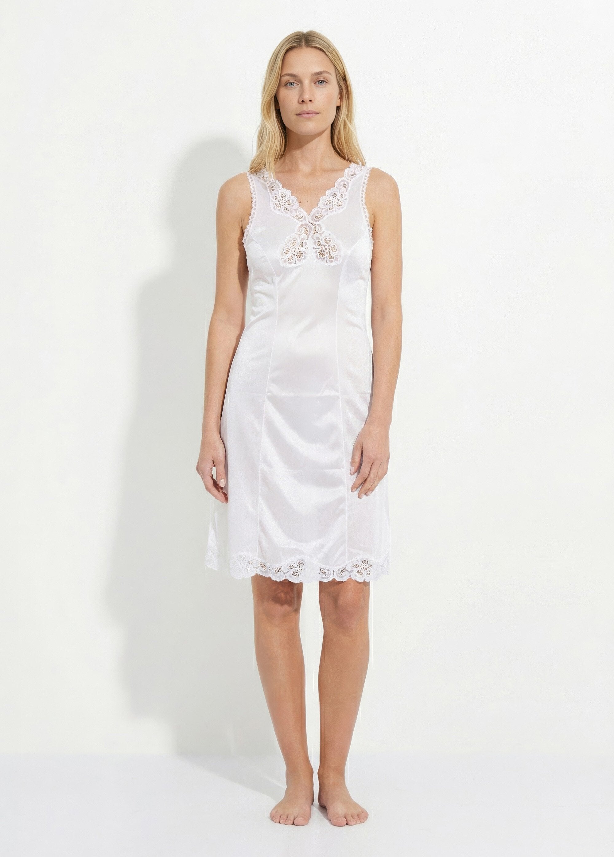 100_cm_satijn_gebreide_jurk_basis_Parelmoer_FA1_slim