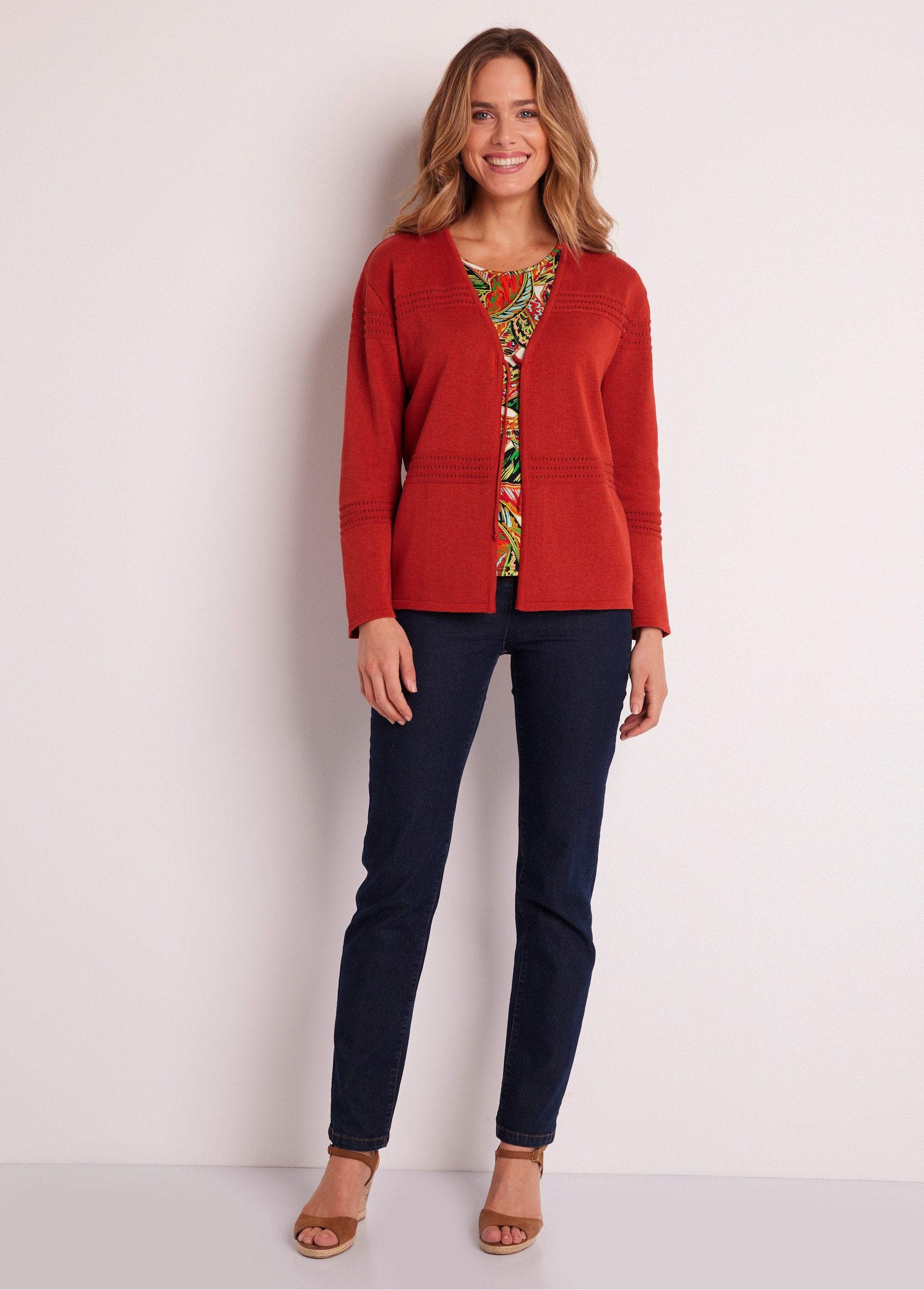 Kort_vest_met_lange_mouwen_Paprika_SF1_slim