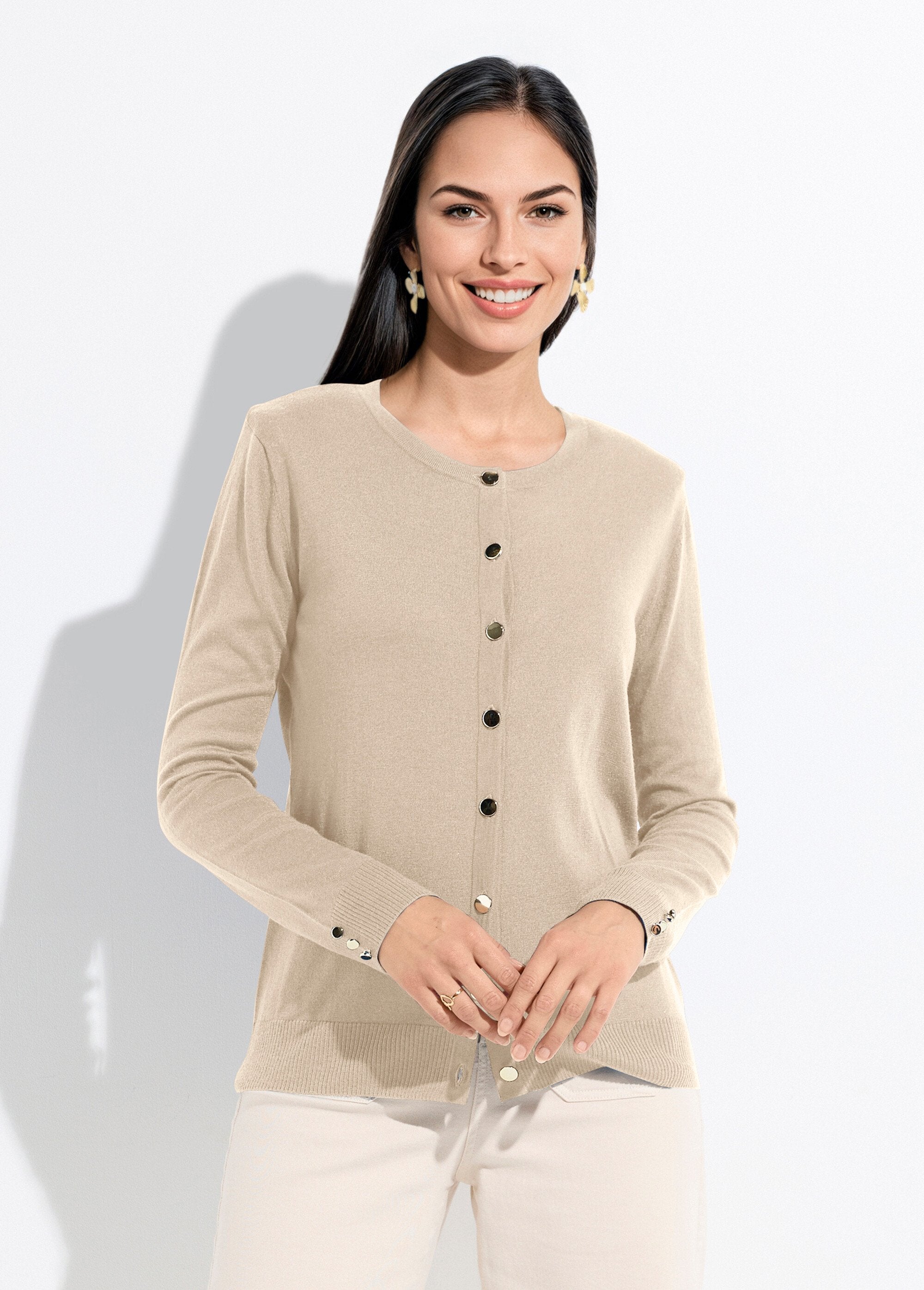 Slank_vest_met_knoopsluiting_en_ronde_hals_van_tricot_met_merinowol_Ficelle_FA1_slim