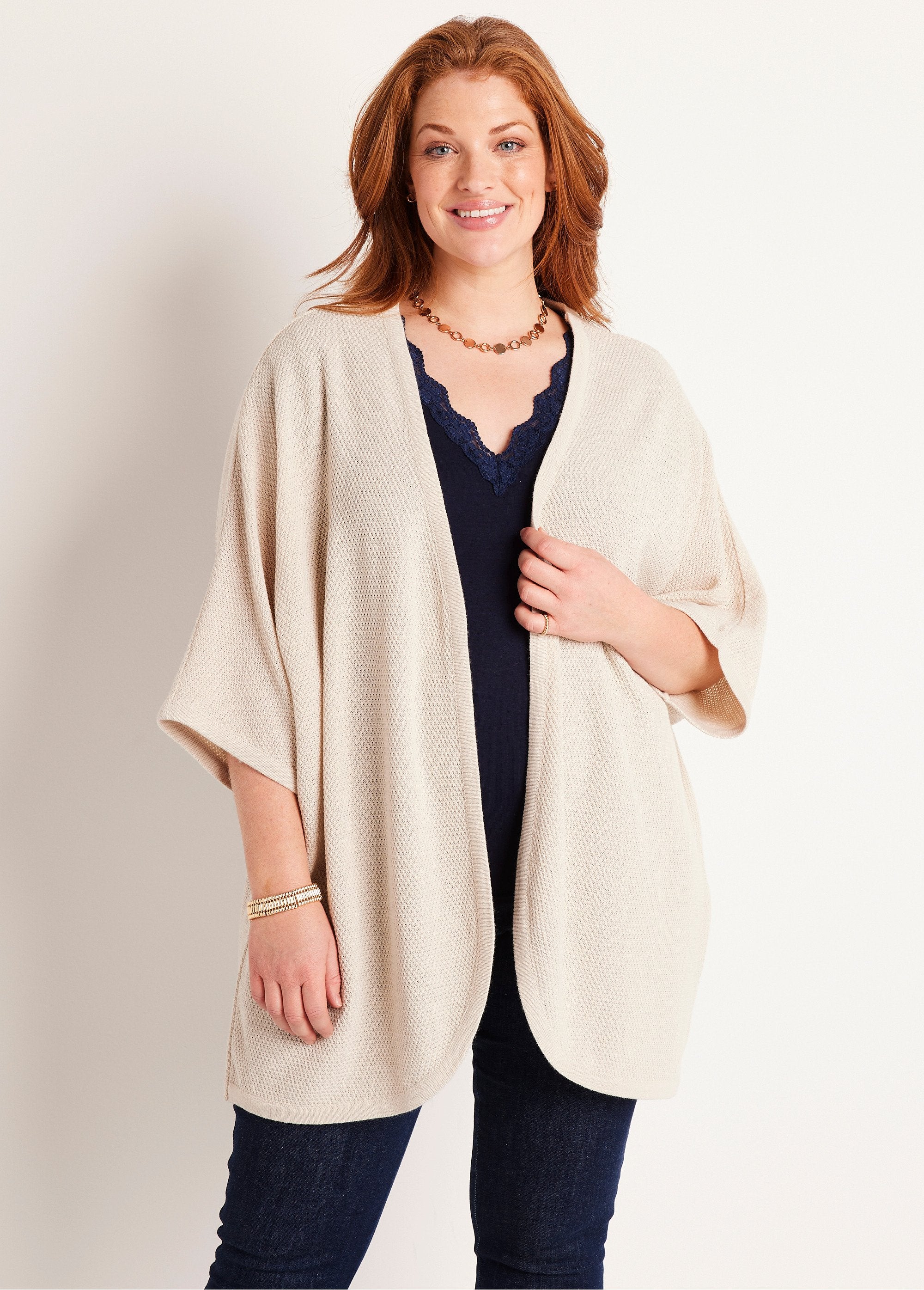 Lang_vest_met_korte_mouwen_BEIGE_FA1_curvy