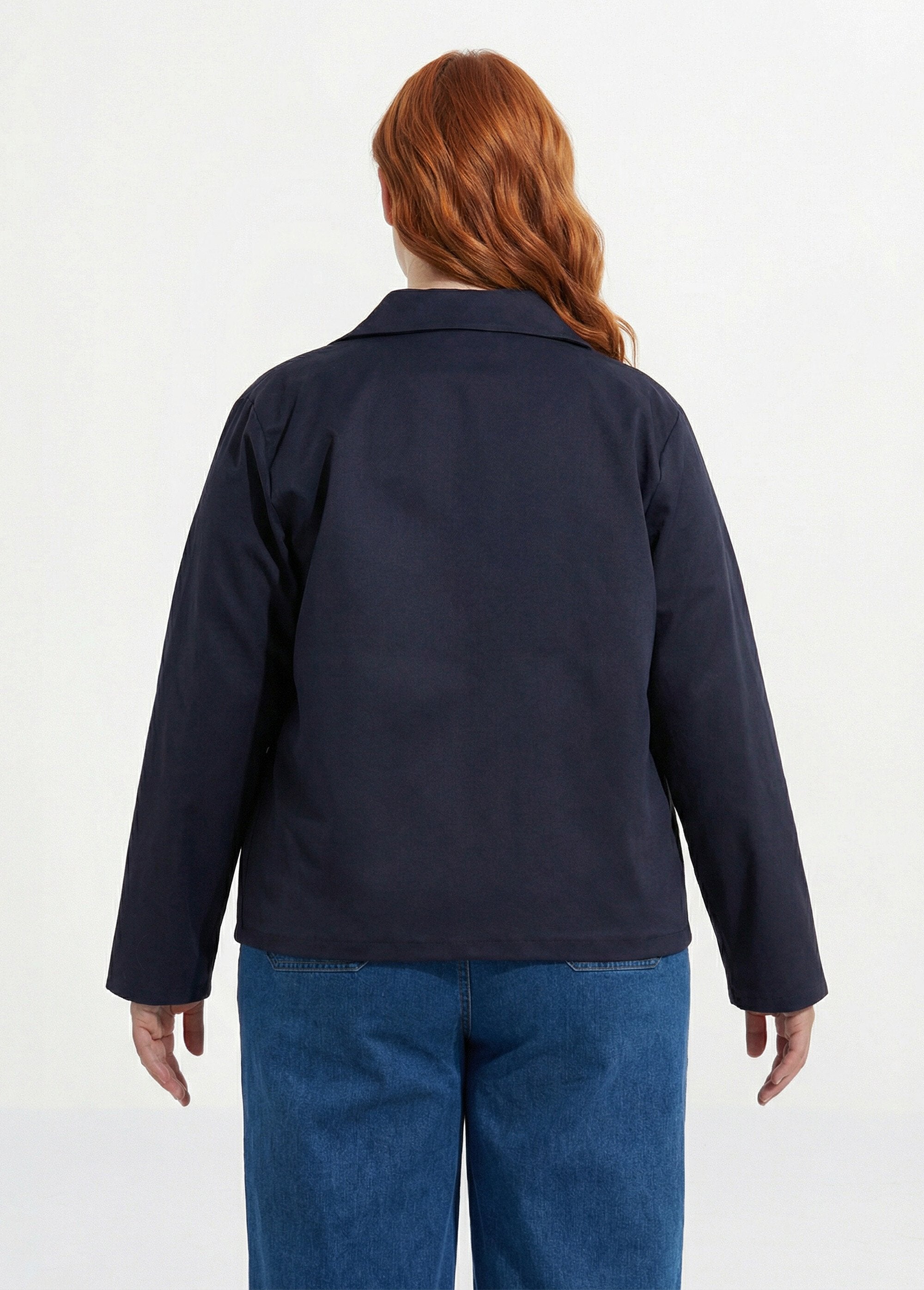 Kort_katoenen_jack,_Peter_Pan-kraag_Marine_DO1_curvy