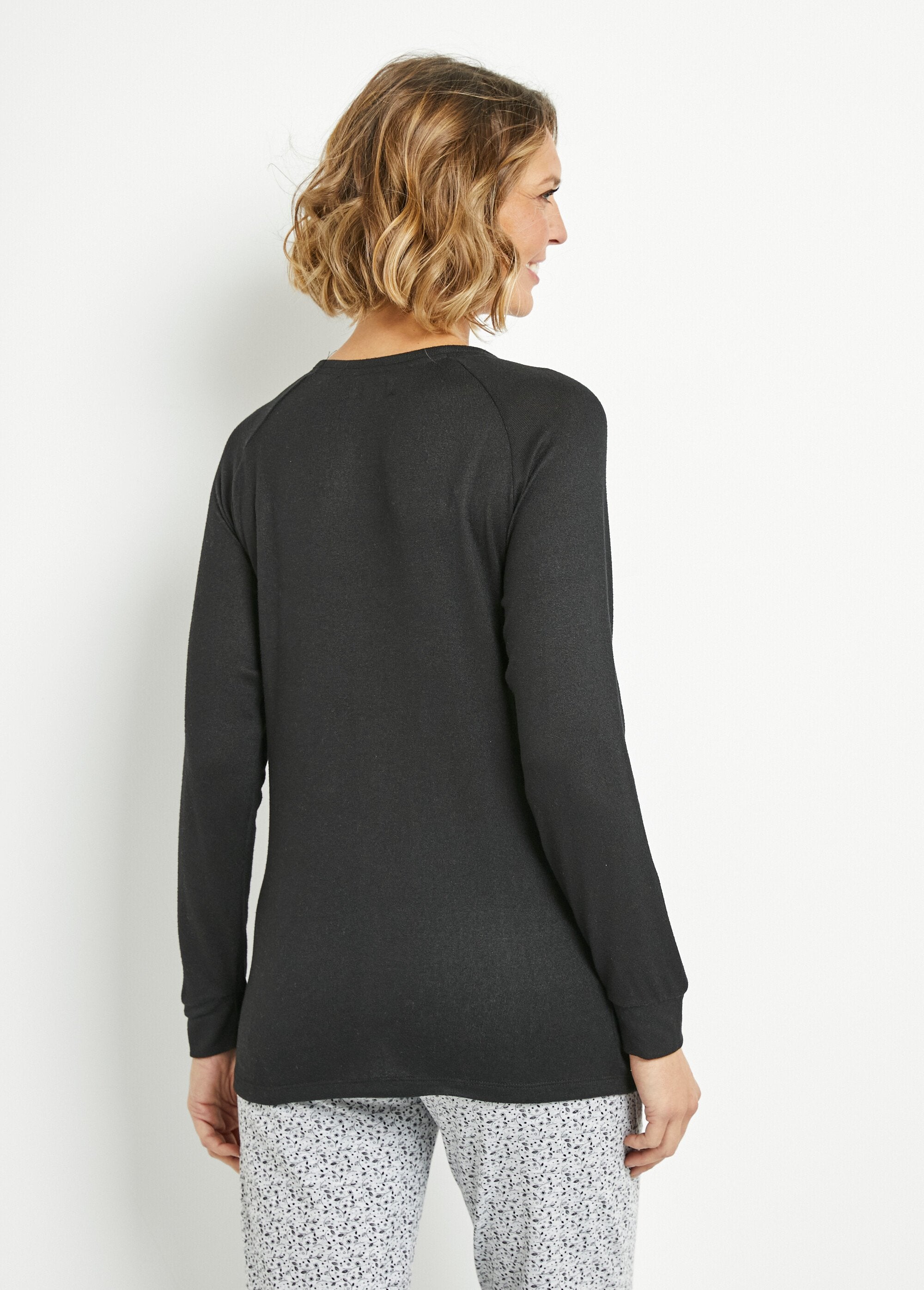 Effen_pyjamatop_met_lange_mouwen_Noir_DO1_slim