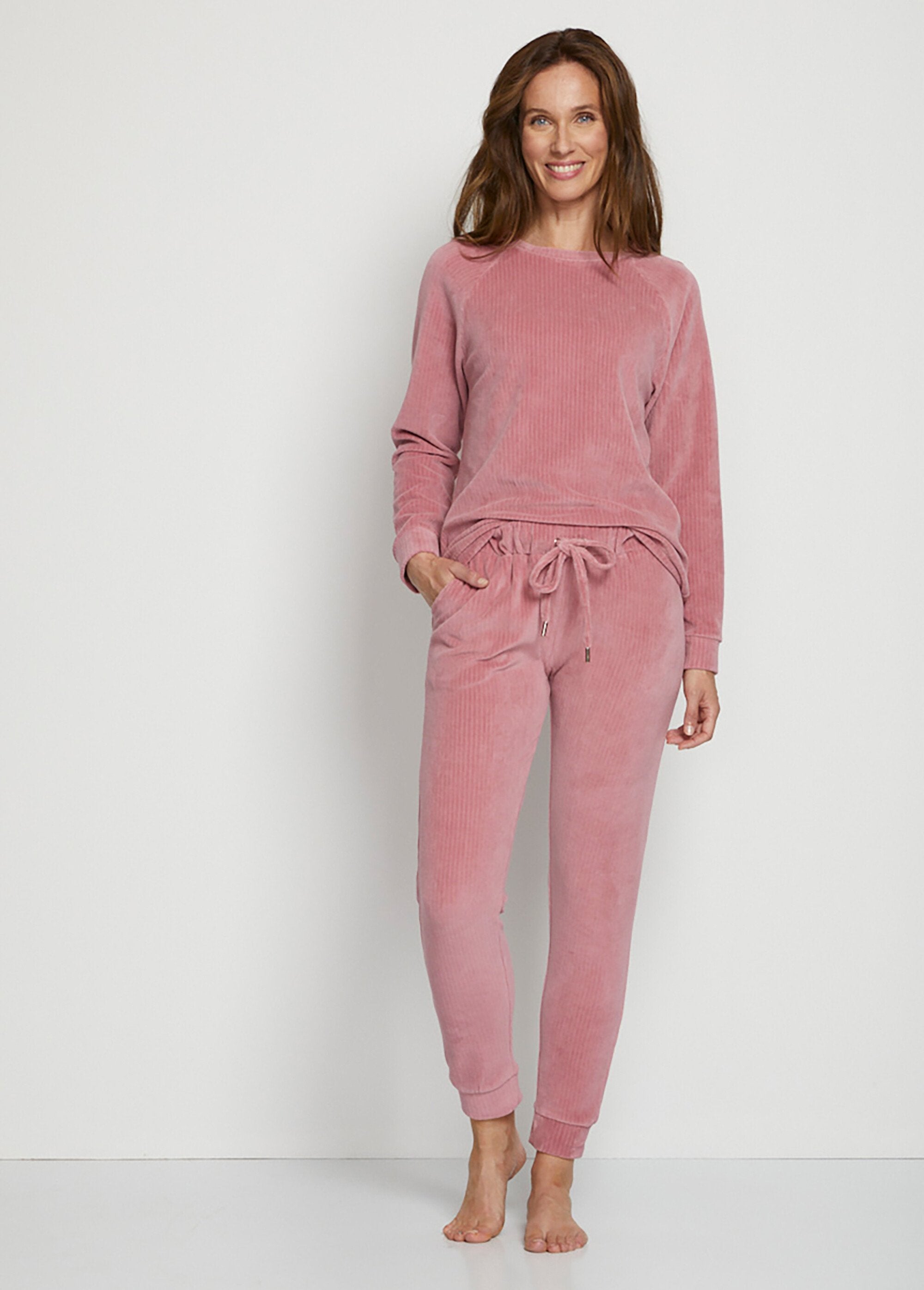 Corduroy_sweatshirt_pyjamatop_Rozenhout_SF1_slim