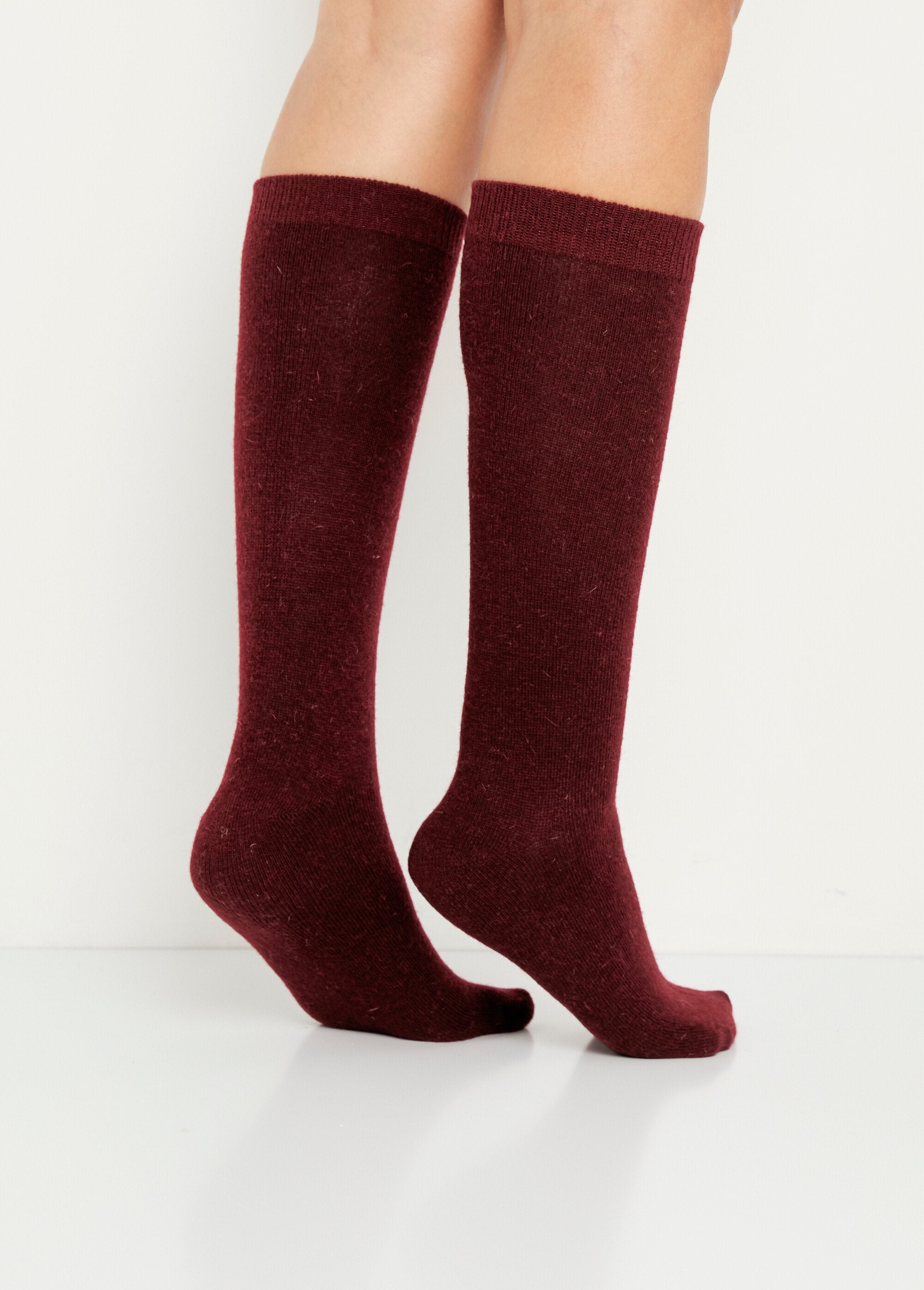 Warme_wollen_en_angora_sokken_Bordeaux_DO1_slim