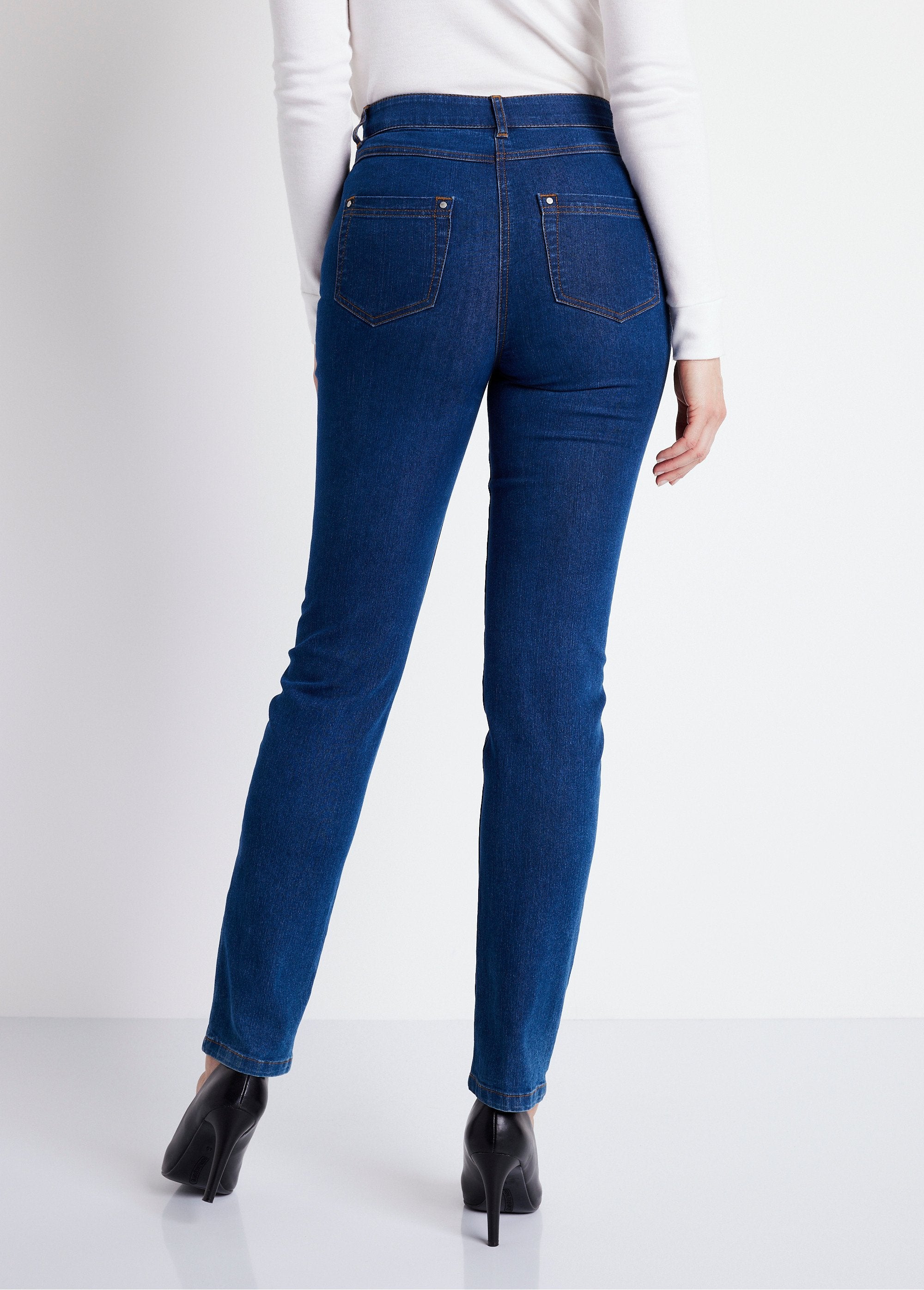 5-pocket_stretch_katoenen_jeans_met_tailleband_BLAUW_DO1_slim