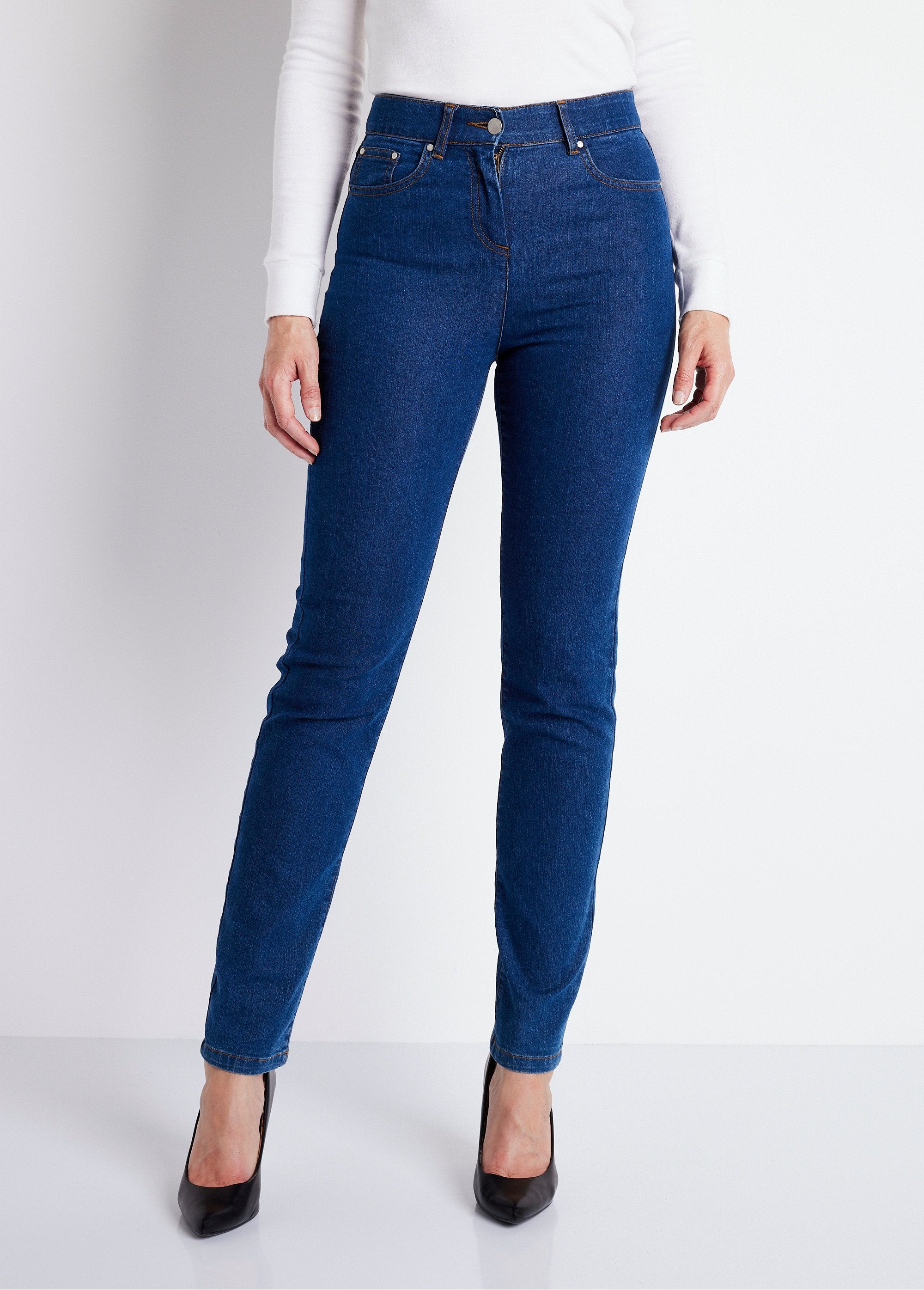 5-pocket_stretch_katoenen_jeans_met_tailleband_BLAUW_FA1_slim