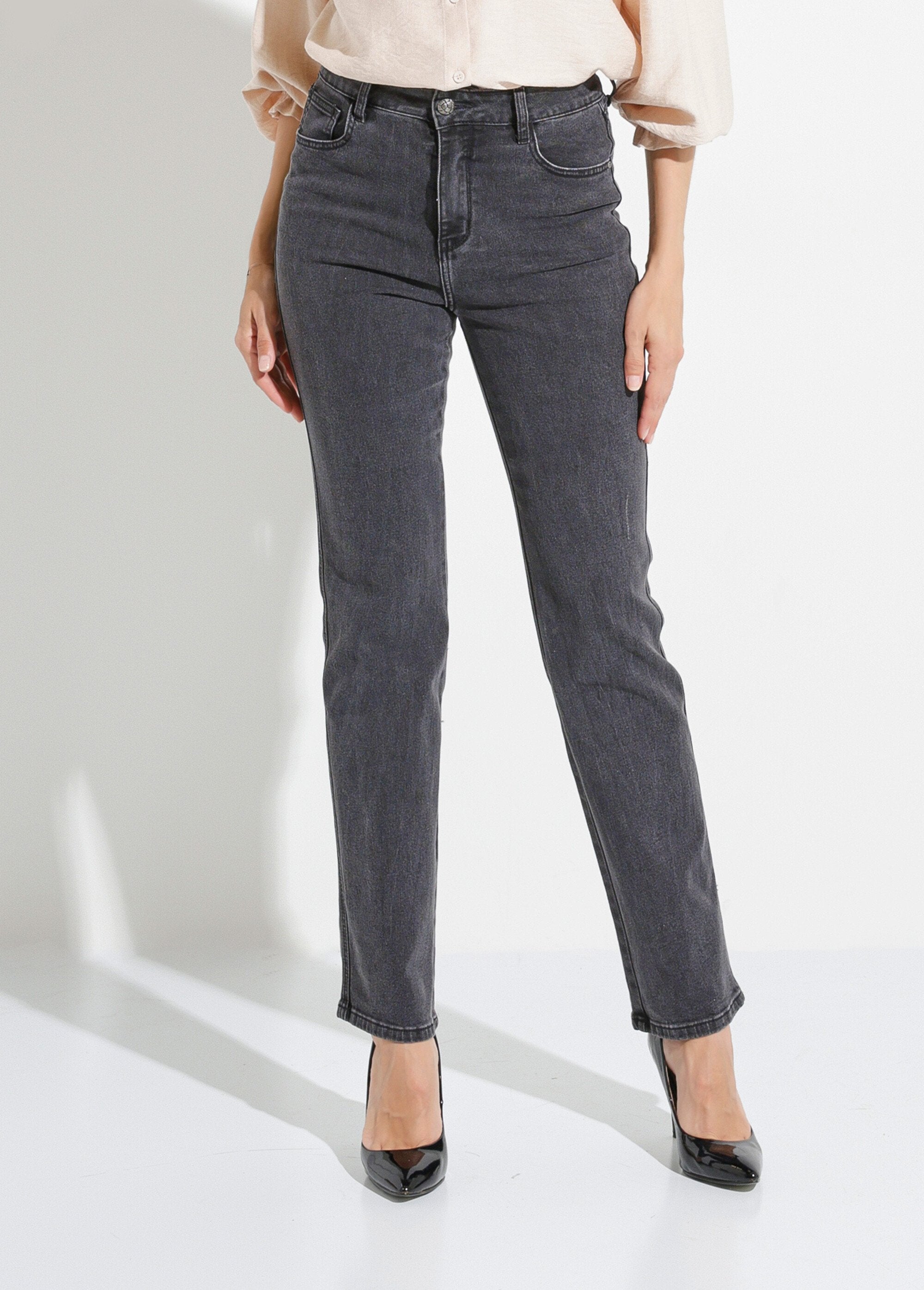 Donkere_rechte_jeans,_speciaal_BIG_Gris_anthracite_FA1_slim
