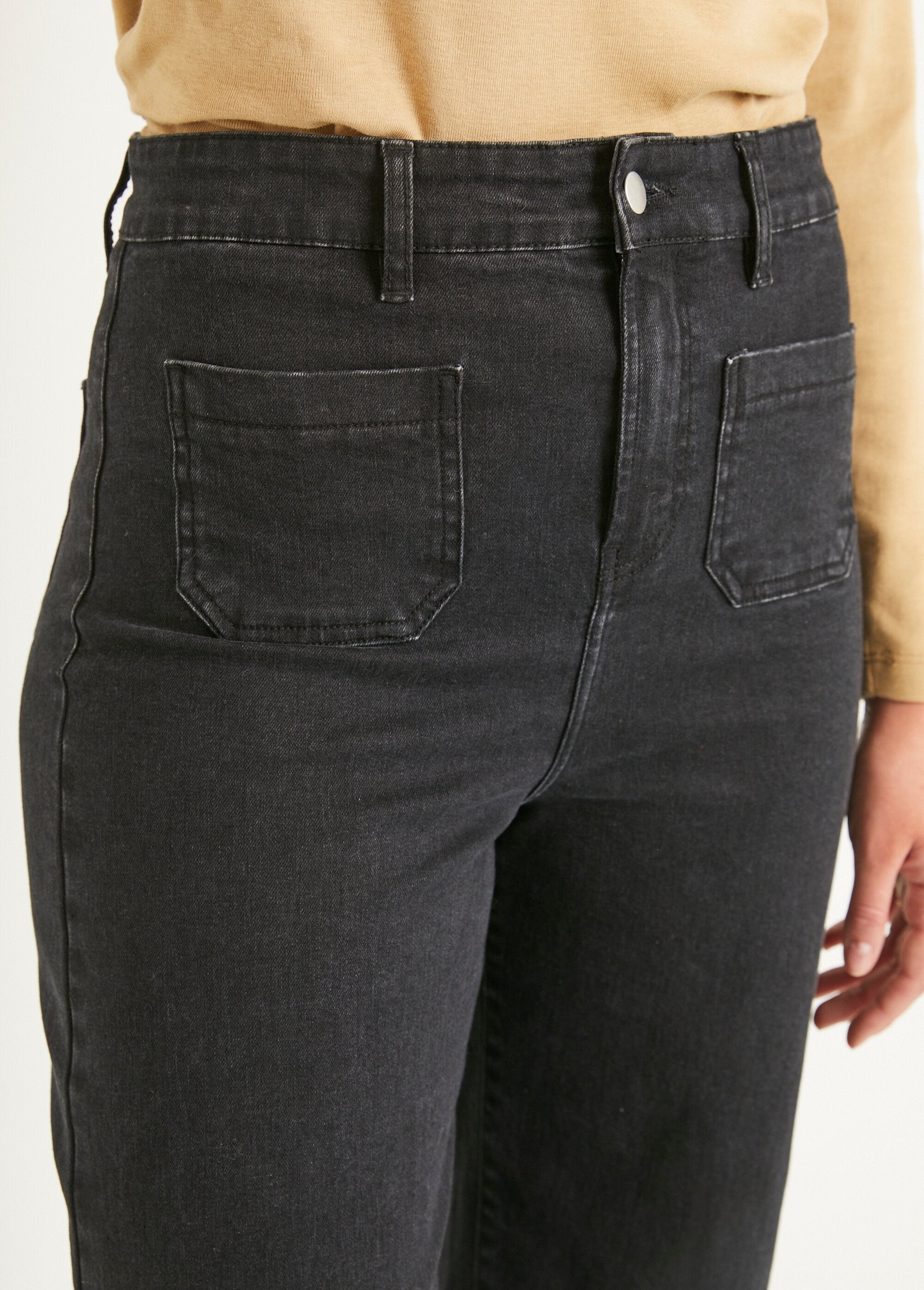 Extra_stretch_denim_jeans_met_wijde_pijpen_en_4_zakken_Noir_DE2_slim