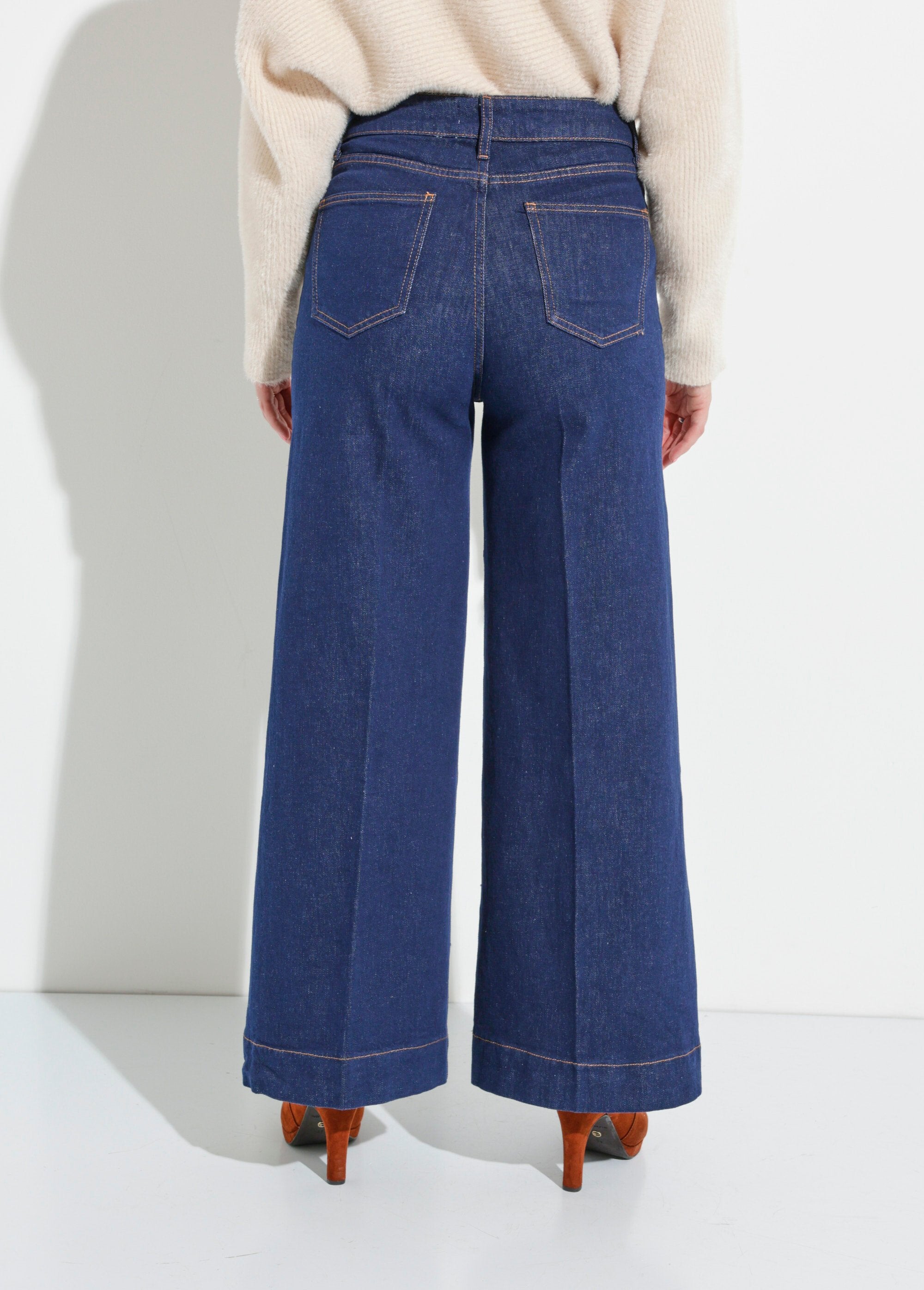 Jeans_met_wijde_pijpen,_GROTE_MAAT_speciaal_Bleu_brut_DO1_slim