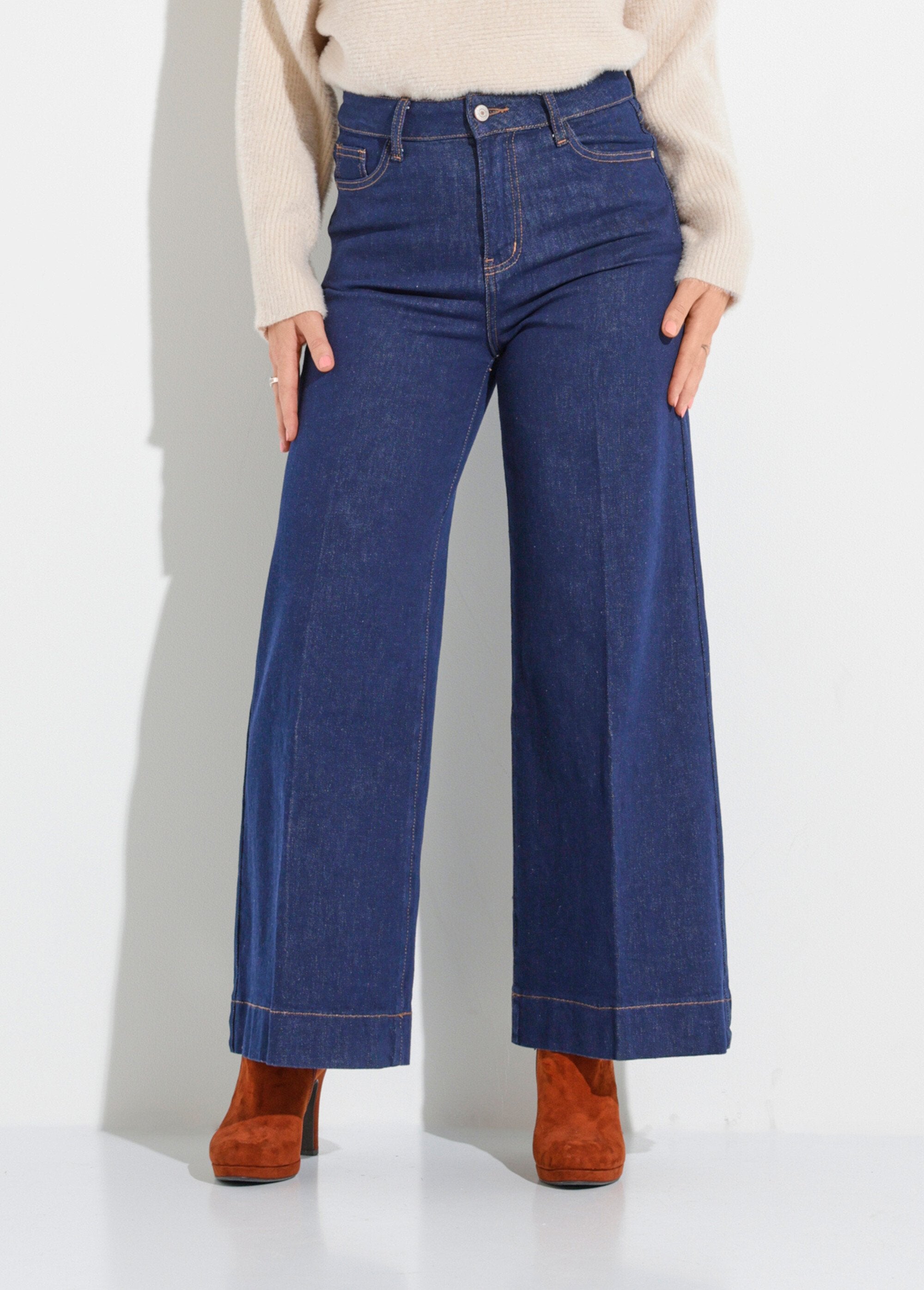 Jeans_met_wijde_pijpen,_GROTE_MAAT_speciaal_Bleu_brut_FA1_slim