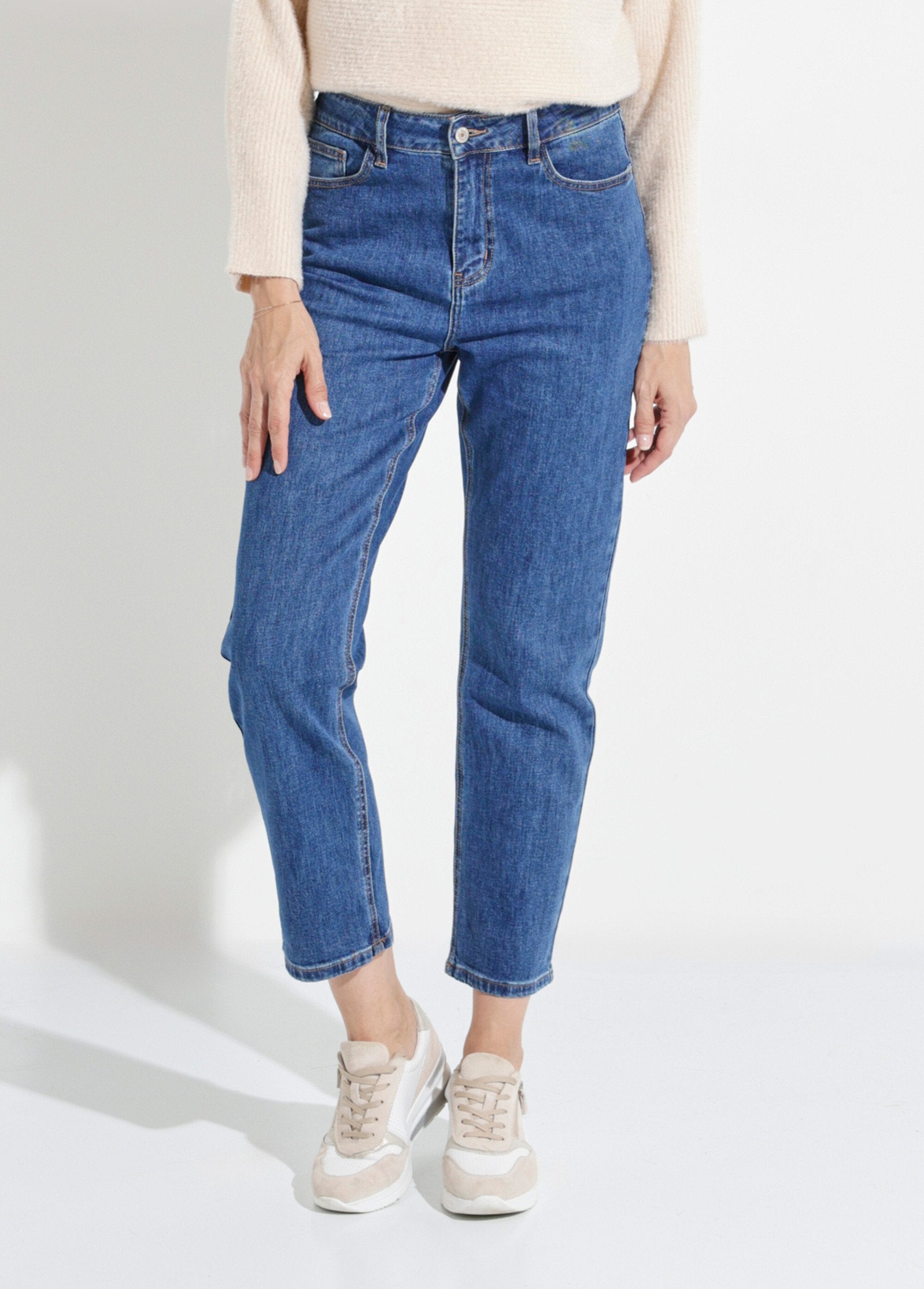 Denim_mom_jeans,_GROTE_MAAT_speciaal_Denim_moyen_FA1_slim