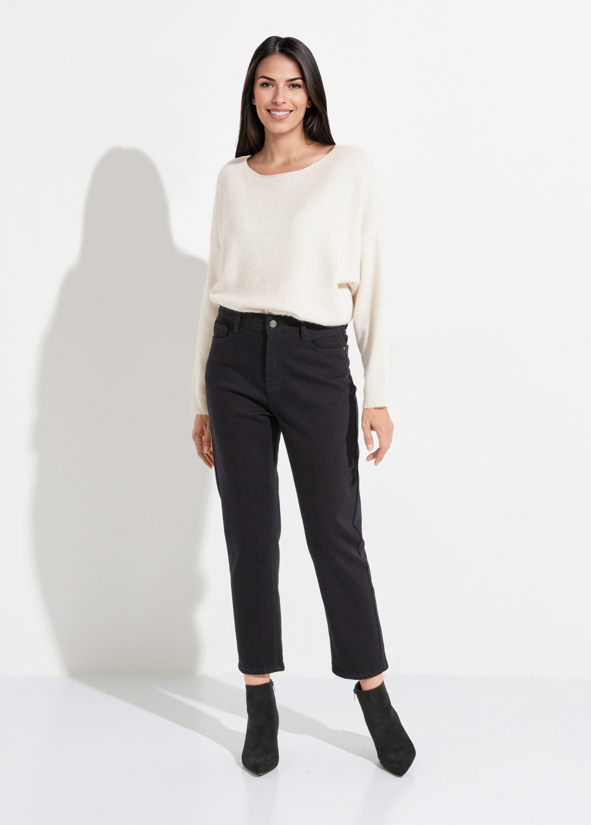 Denim_mom_jeans,_GROTE_MAAT_speciaal_Noir_SF1_slim