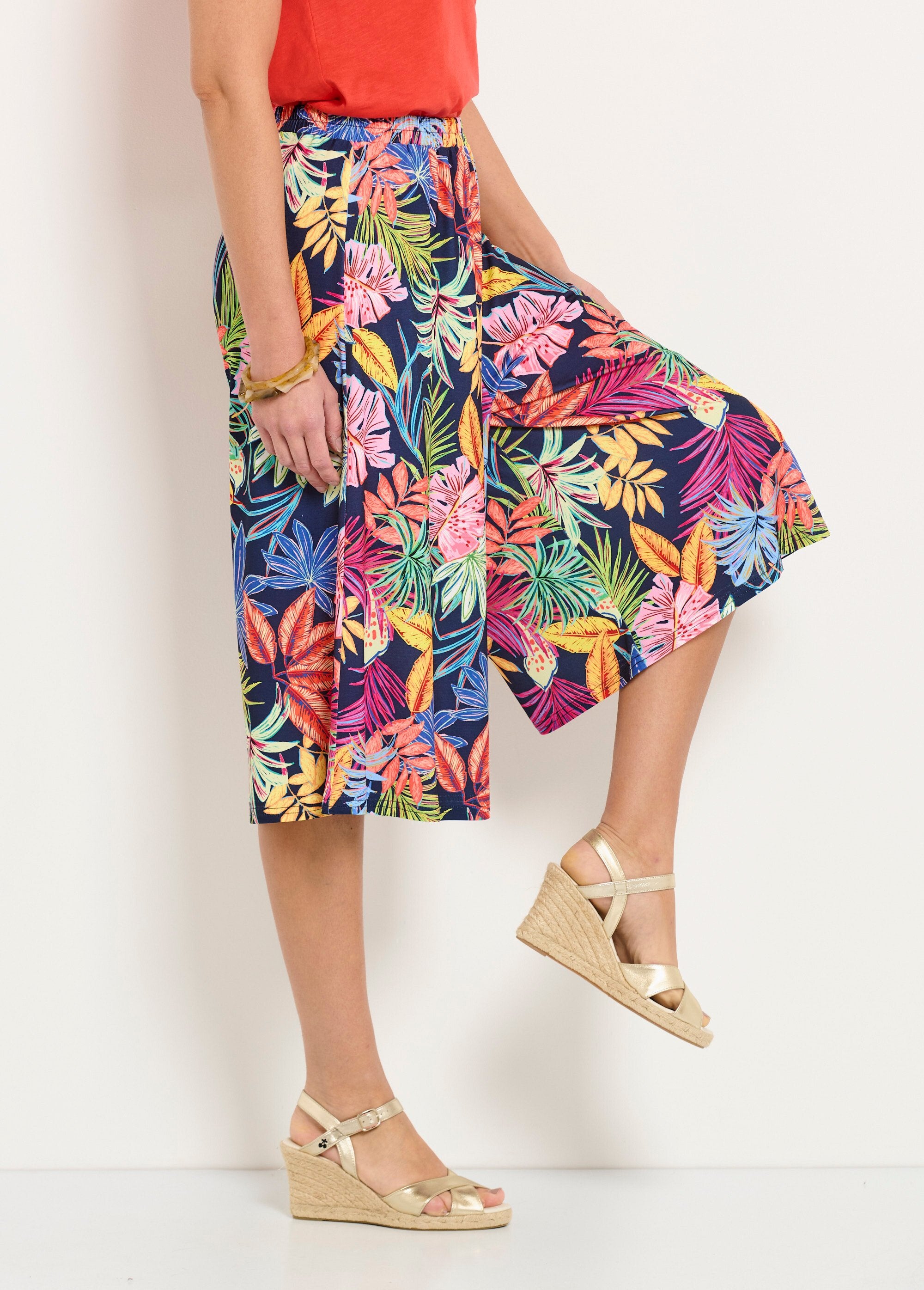 Culottes_met_bladprint_en_elastische_taille_Marine_et_rose_DR1_slim