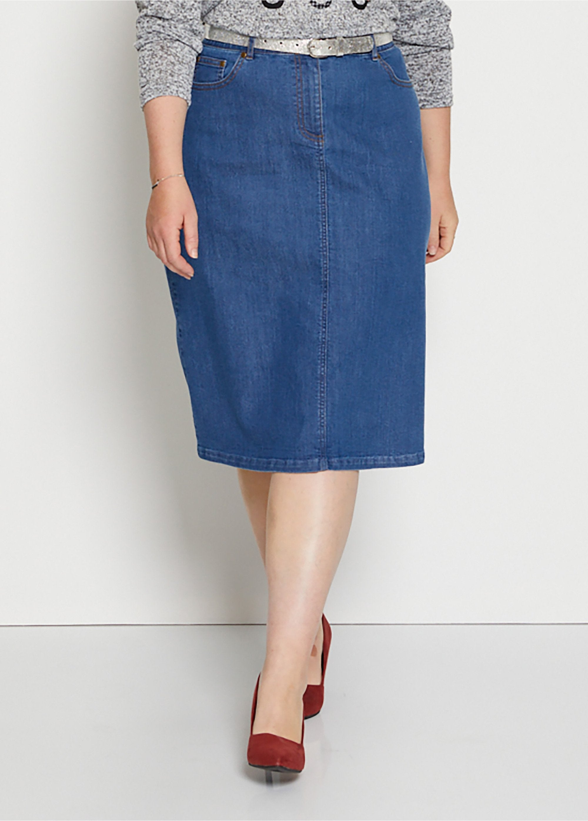 A-lijn_rok_in_stretch_denim_BLAUW_FA1_curvy