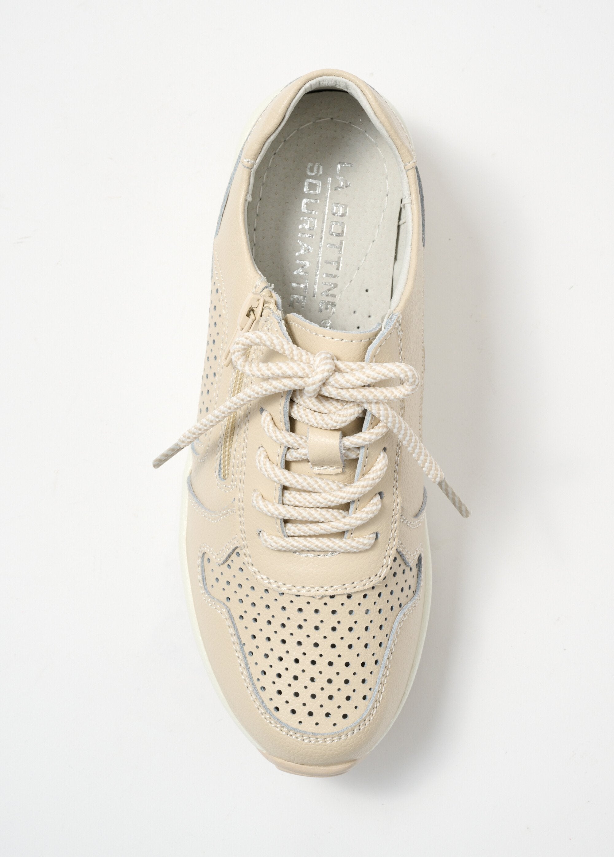 Trainer_met_rits_Abricot_OV1_slim
