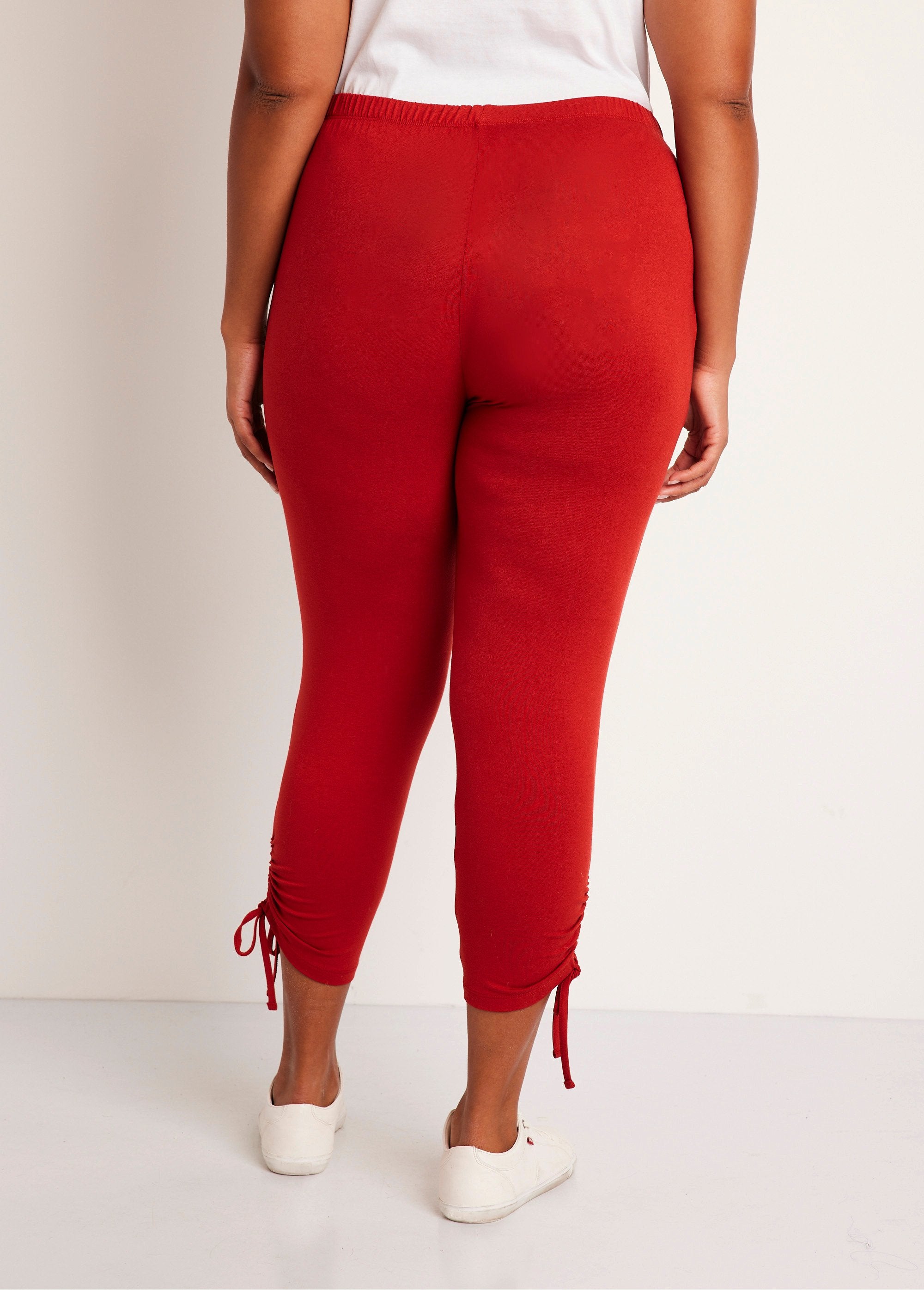 Korte_legging_met_elastische_tailleband_Paprikapoeder_DO1_curvy