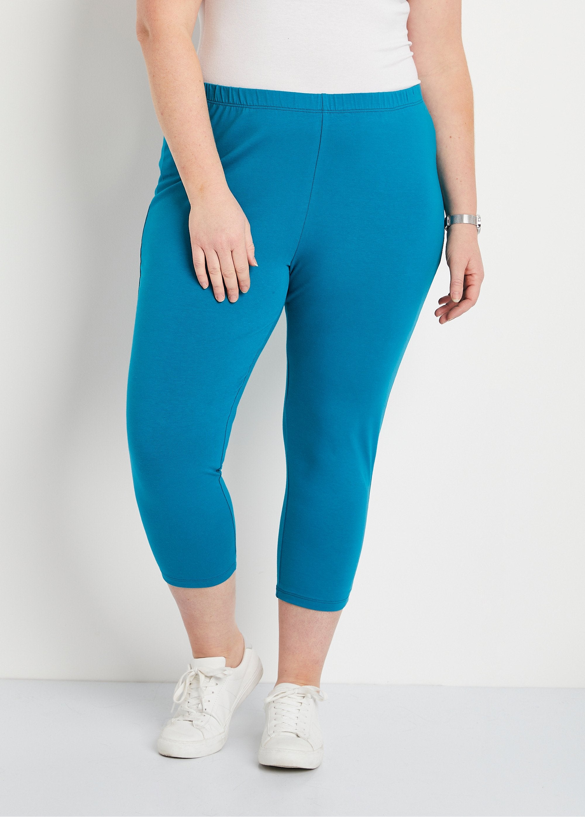 Korte_katoenen_legging_met_elastische_tailleband_Aqua_FA1_curvy