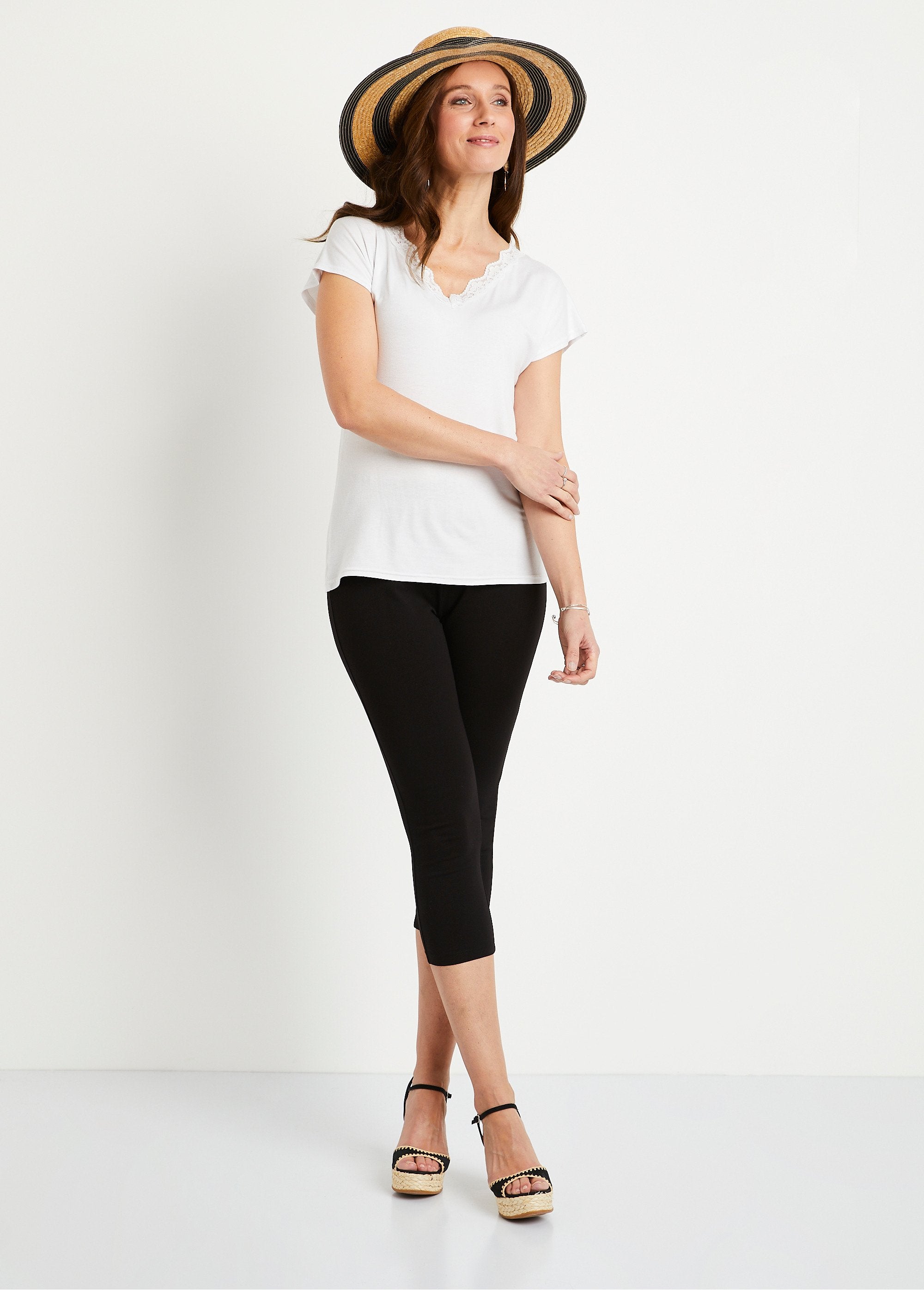 Korte_katoenen_legging_met_elastische_tailleband_ZWART_SF1_slim