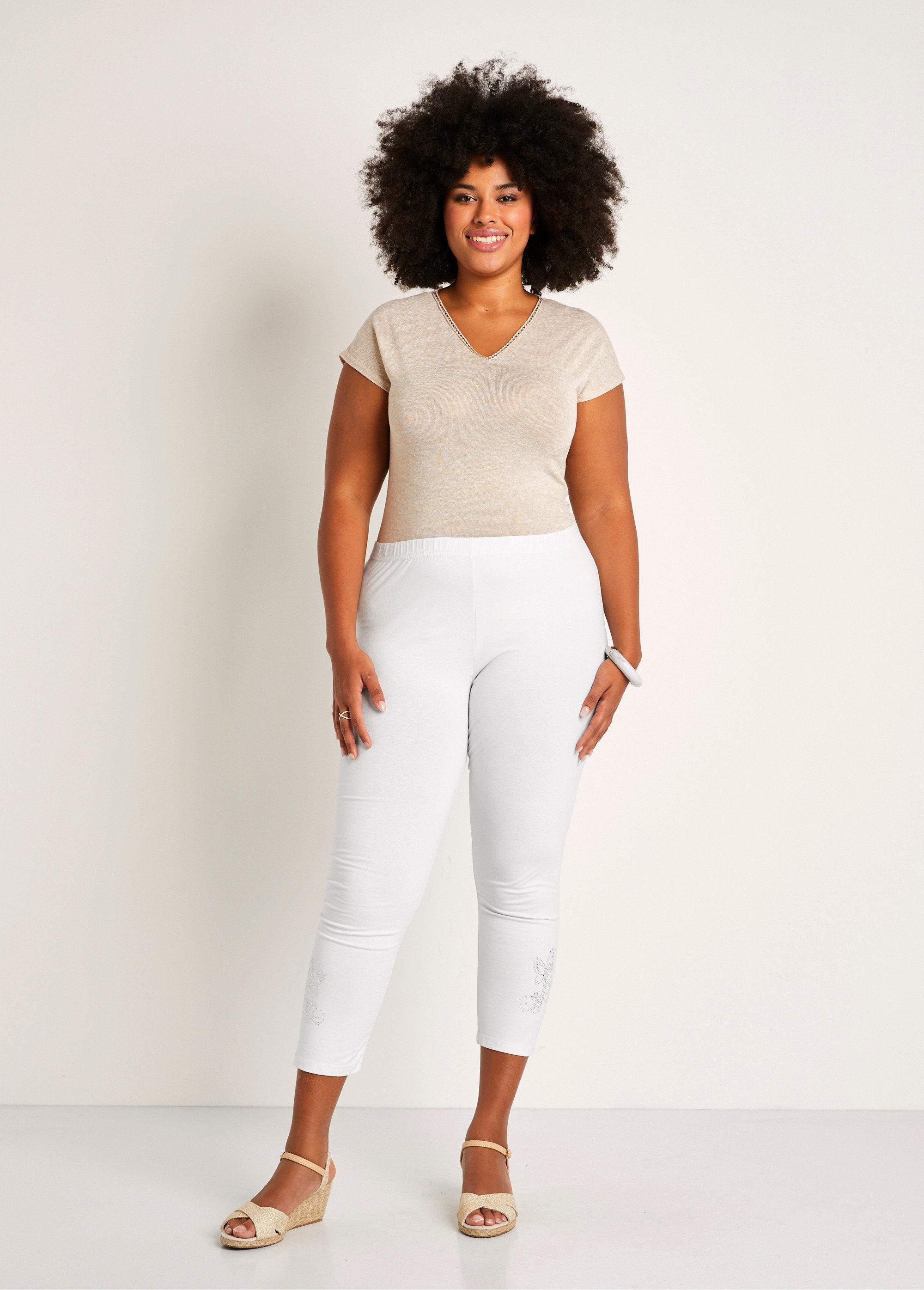 Effen_korte_legging_met_elastische_tailleband_Wit_SF1_curvy