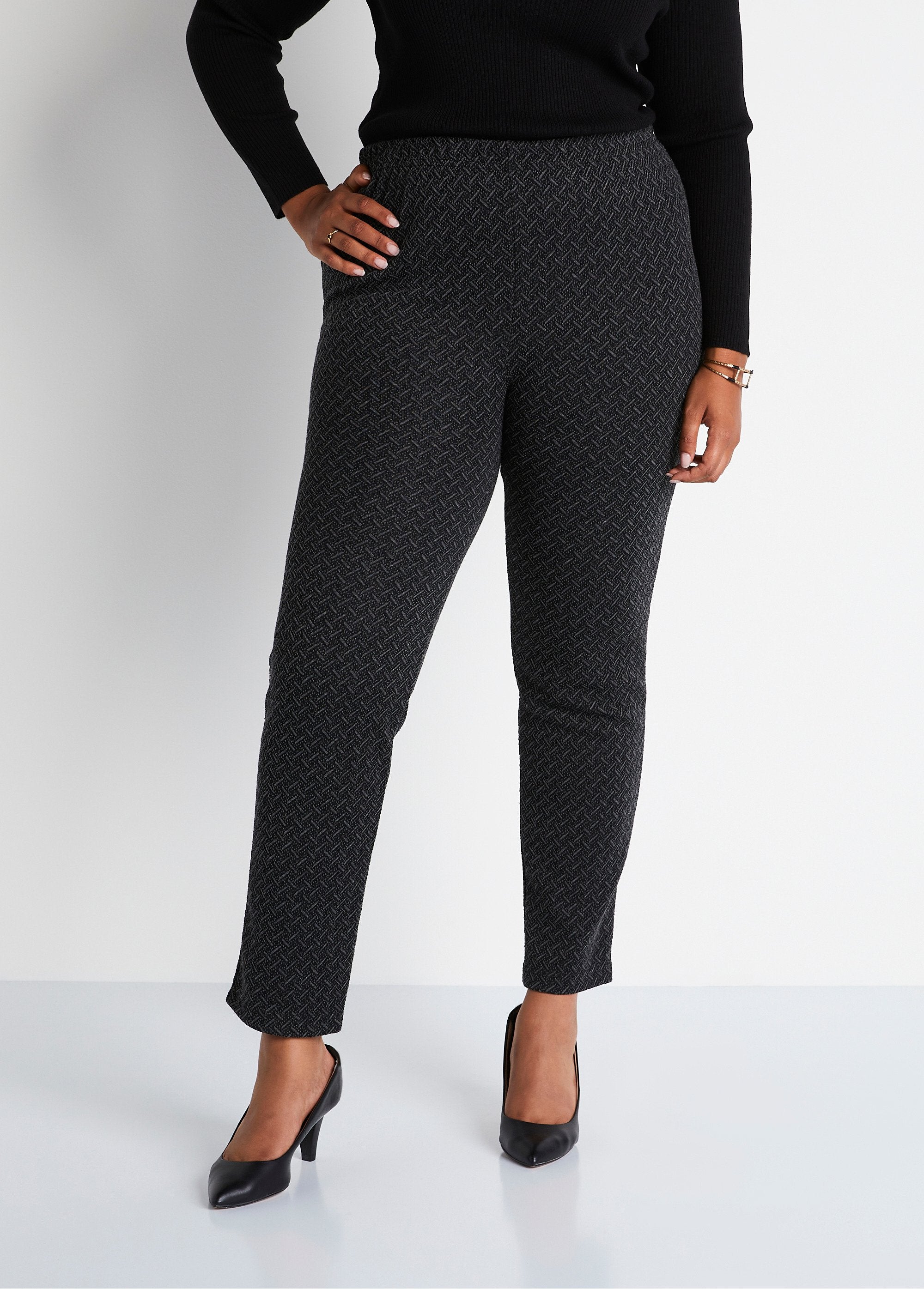 Rechte_legging_met_elastische_tailleband_en_wol_Zwart_en_antraciet_FA1_curvy