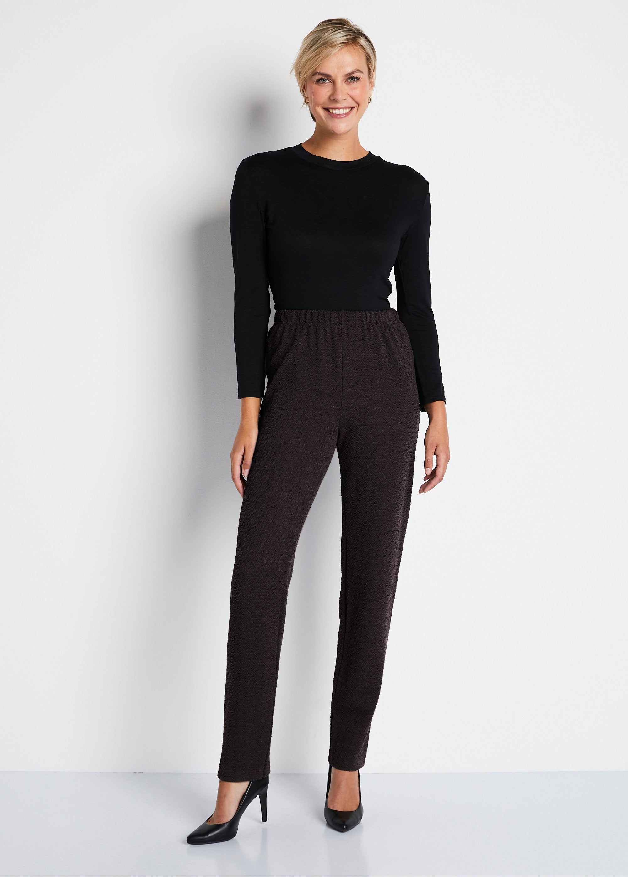 Rechte_legging_met_elastische_tailleband_en_wol_Effen_bruin_SF1_slim