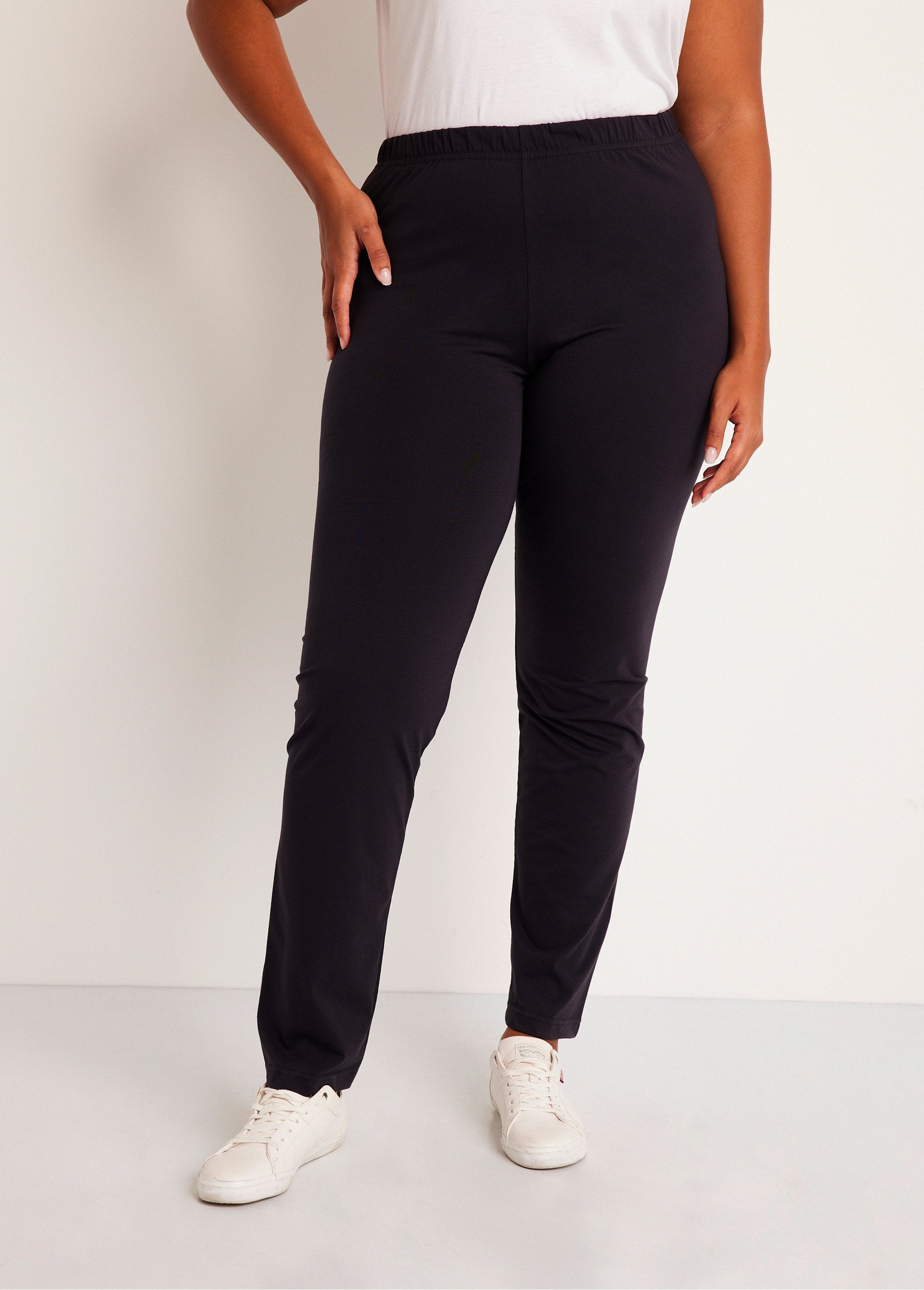 Legging_van_katoenjersey_met_elastiek_in_de_taille_ZWART_FA1_curvy