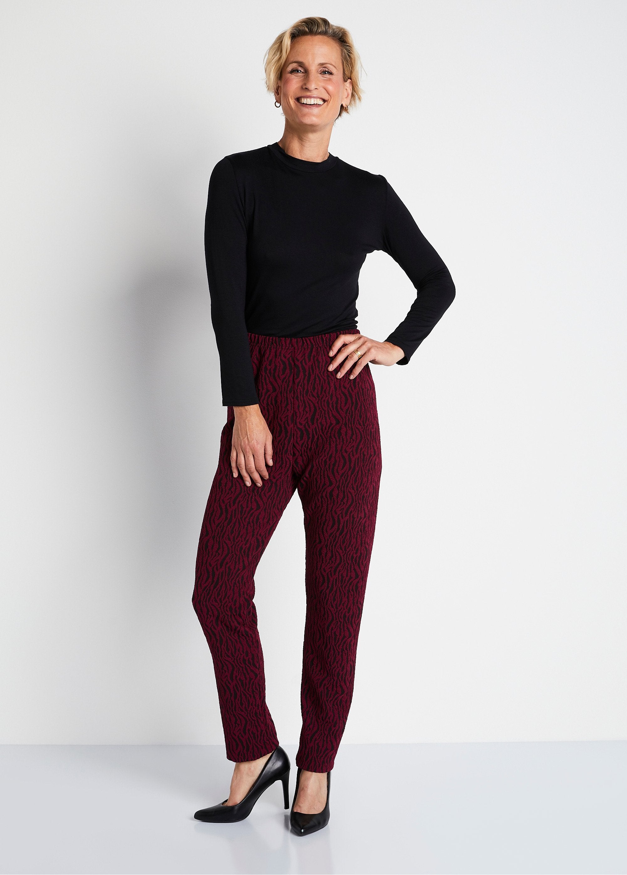 Jacquard_legging_met_elastiek_in_de_taille_Bourgondische_zebra_SF1_slim