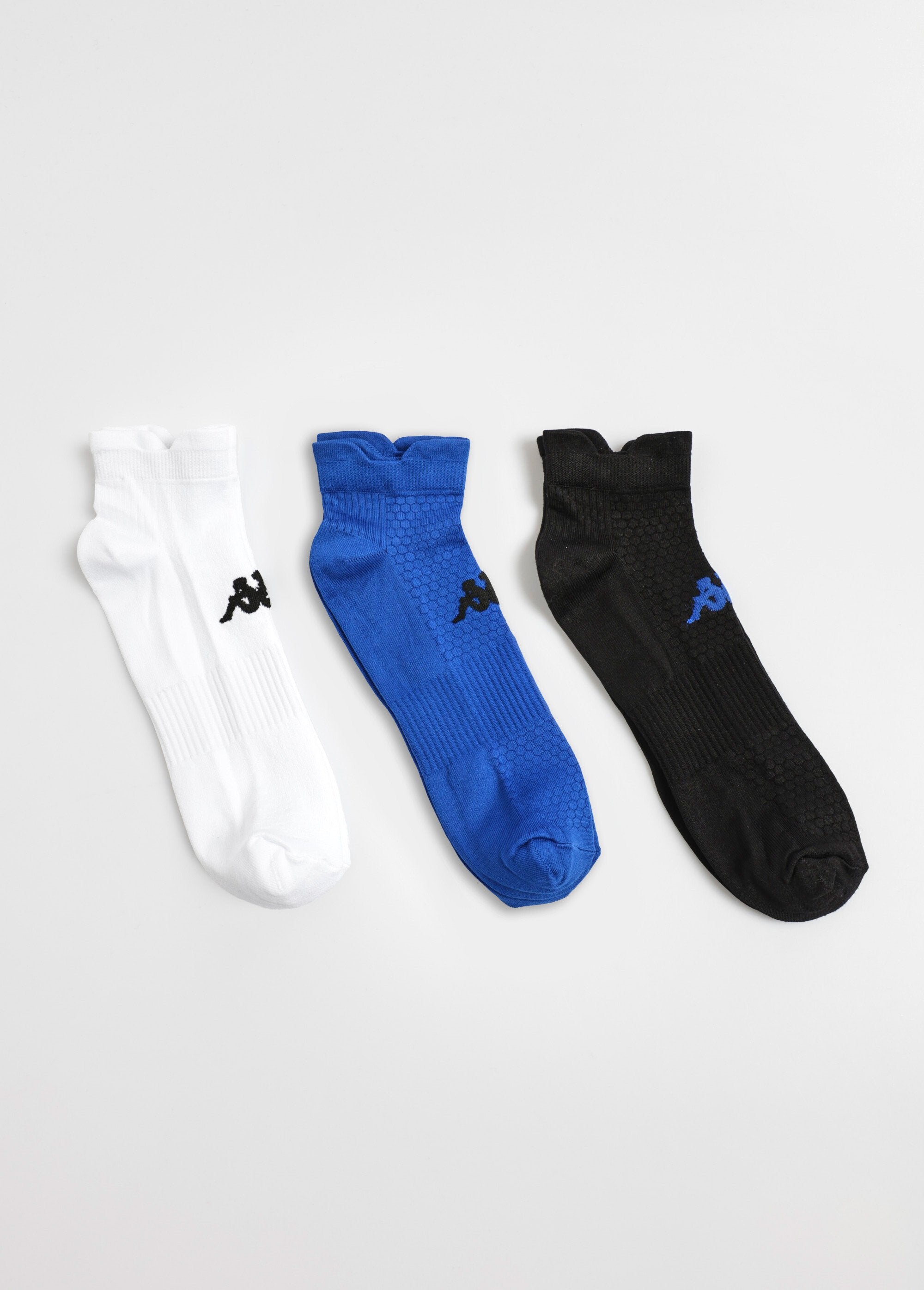 Set_van_3_sokken_in_verschillende_designs_Bleu_et_noir_et_blanc_DE1_slim