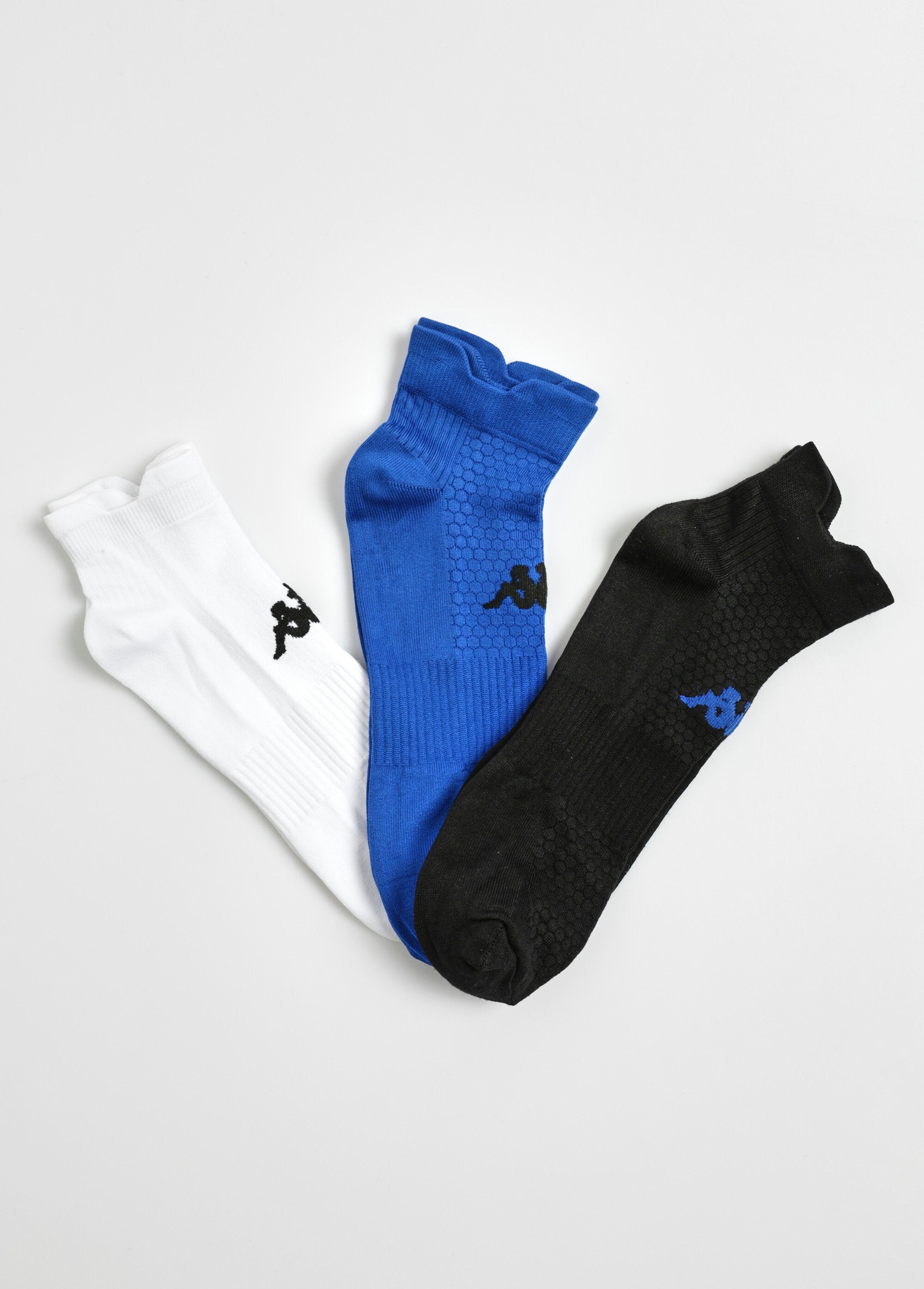 Set_van_3_sokken_in_verschillende_designs_Bleu_et_noir_et_blanc_FA1_slim