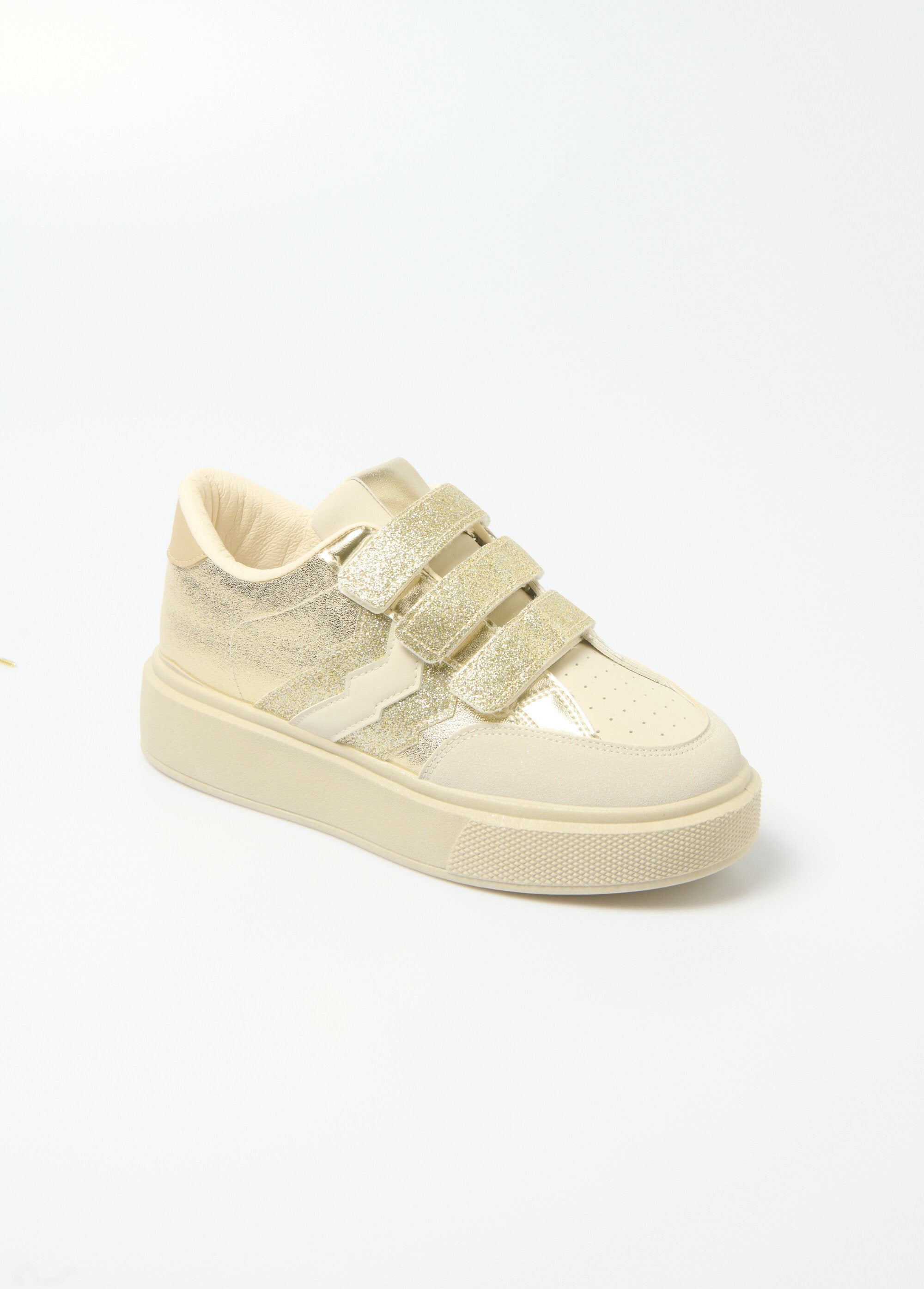 Trainers_met_klittenbandsluiting_en_dikke_zool_Dore_FA1_slim