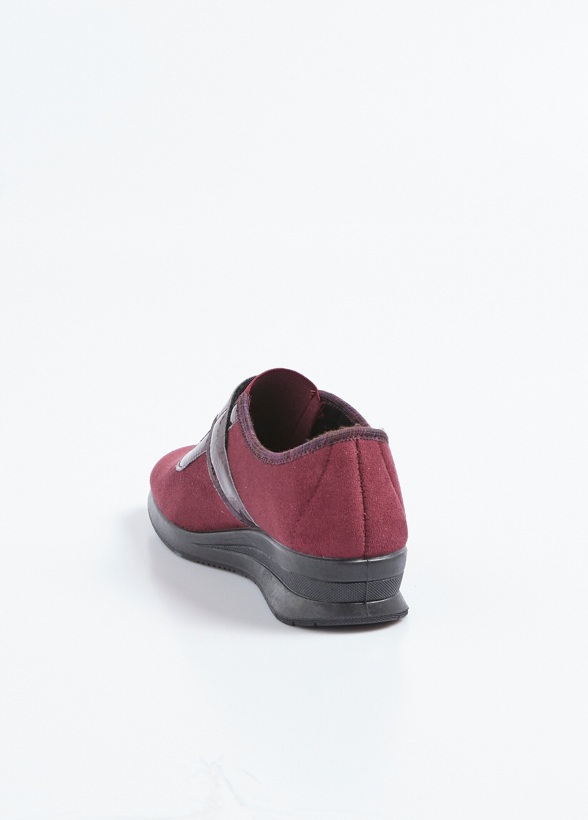 Elastische_mocassin_met_klittenbandsluiting,_comfortbreedte_Bordeaux_DO1_slim