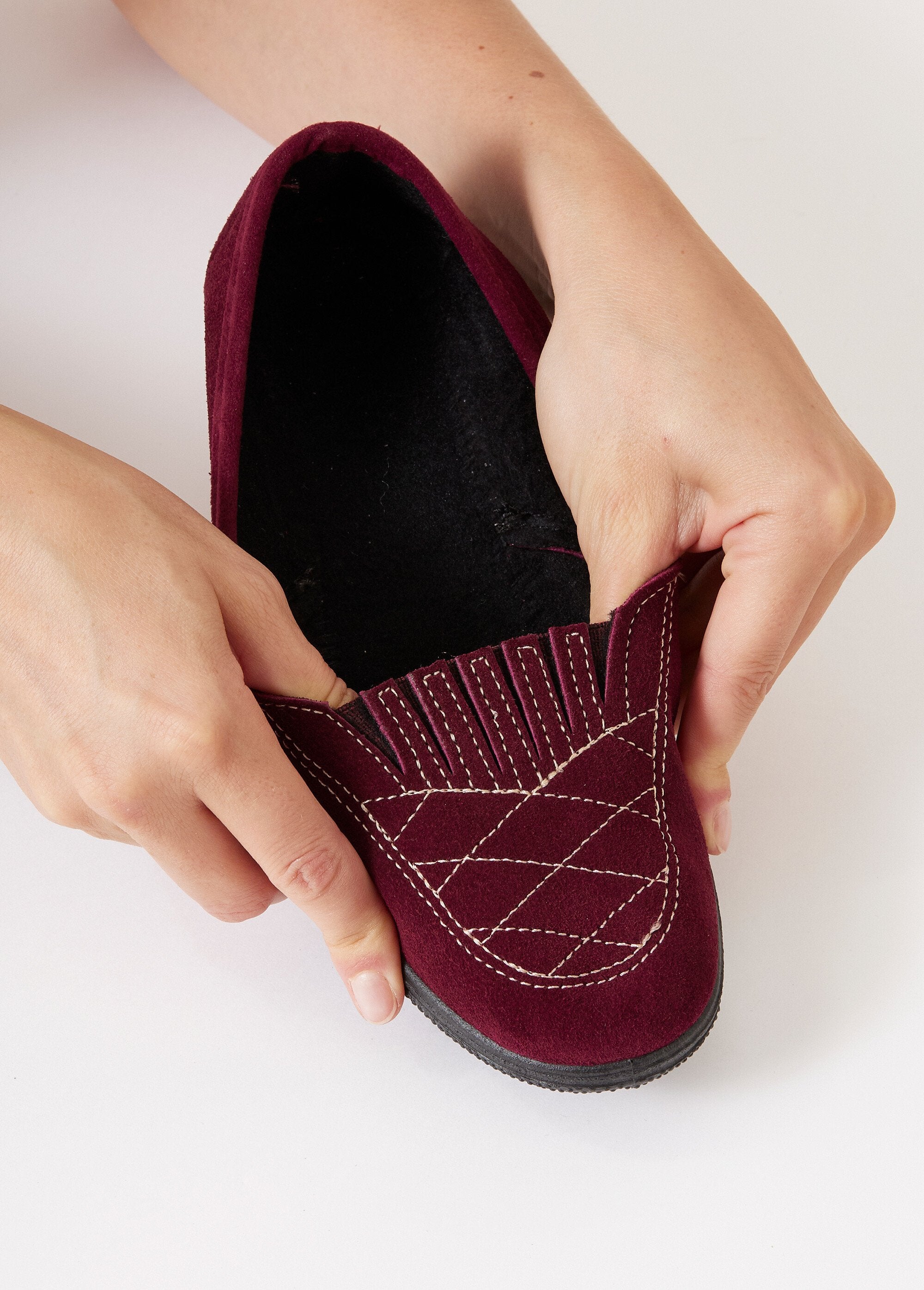 Brede_leren_loafers_met_elastiek_Bordeaux_DE1_slim