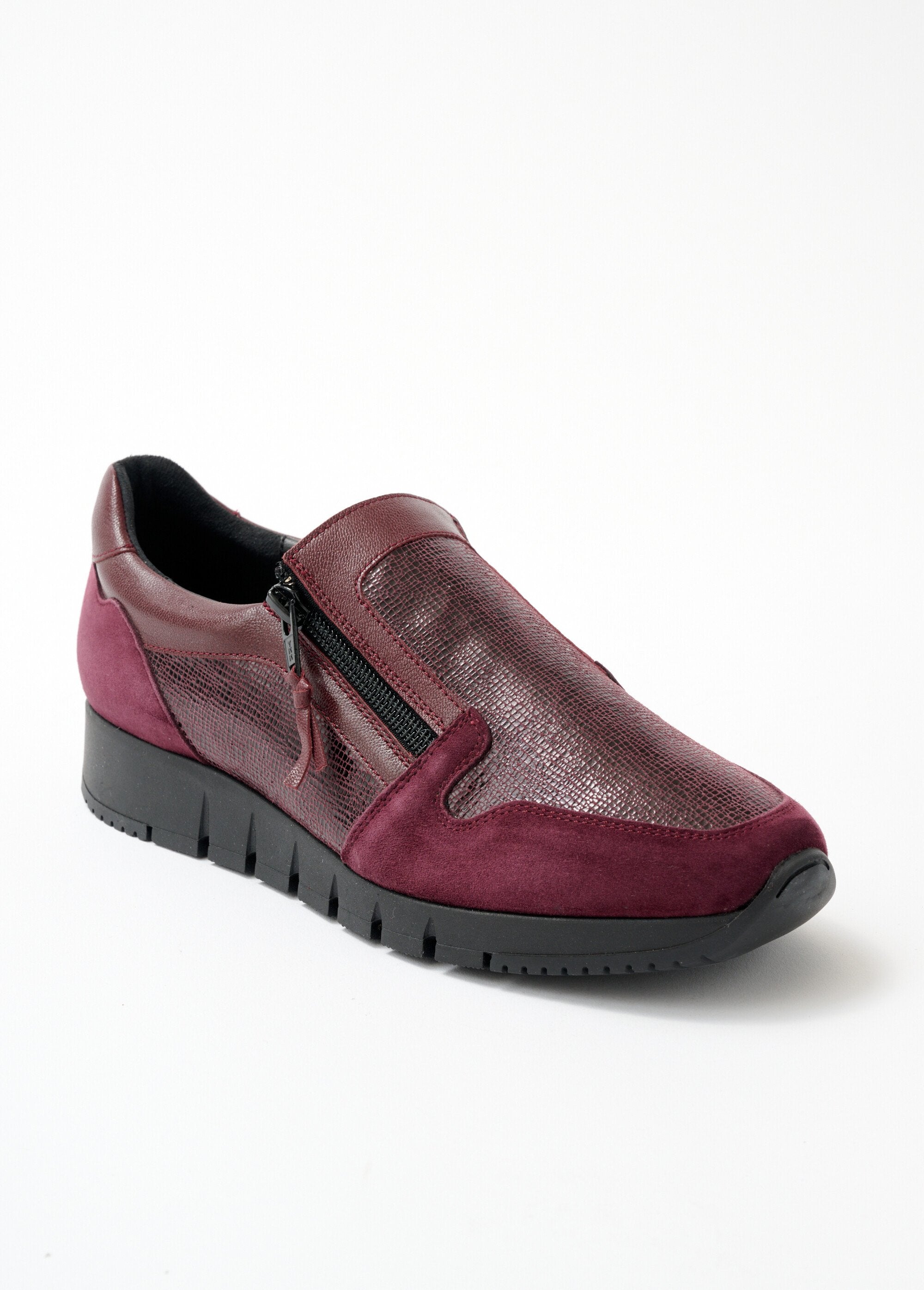 Comfortabele_mocassin_met_ritssluiting_in_mooi_leer_Bordeaux_FA1_slim