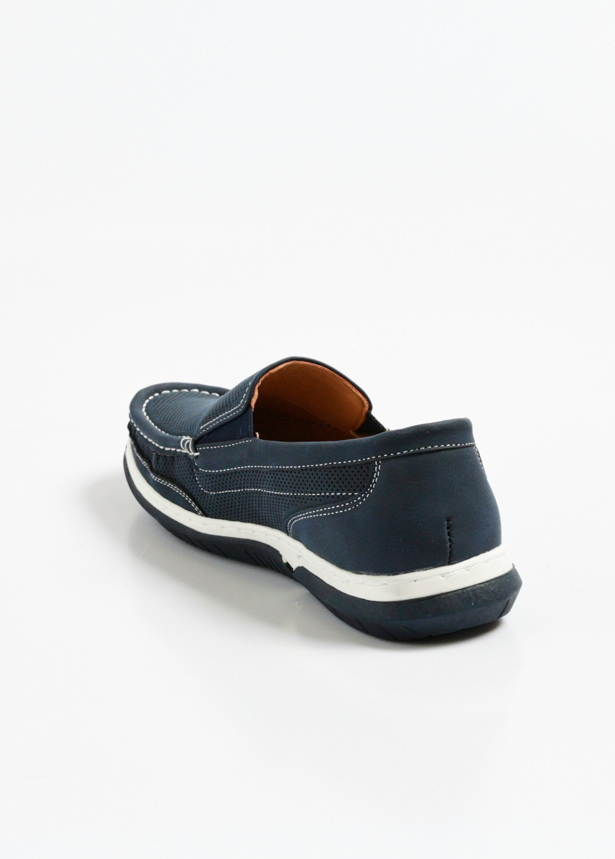 Leren_loafers_in_bootstijl_met_elastische_microperforaties_Marine_DO1_slim