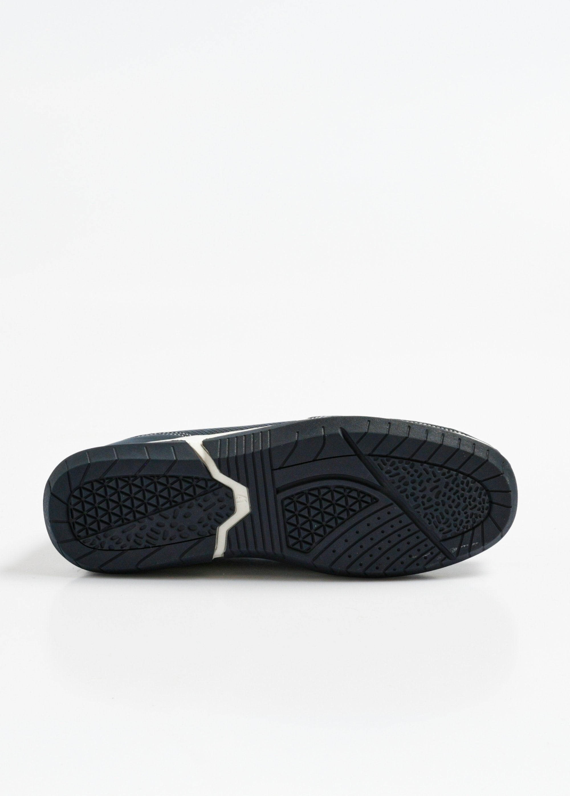 Leren_loafers_in_bootstijl_met_elastische_microperforaties_Marine_UN1_slim