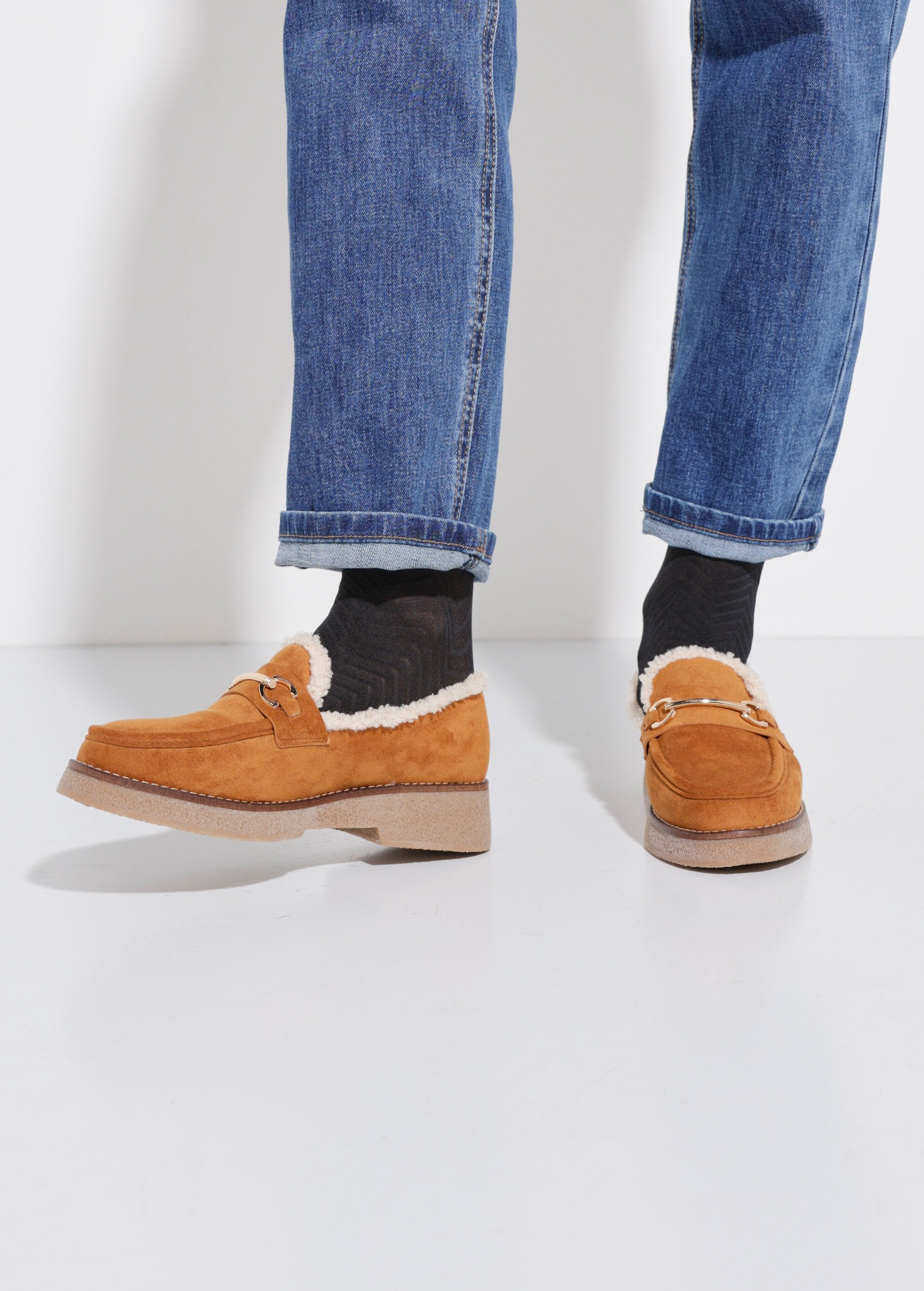 Gevoerde_loafers_met_crêpezool_Camel_SF1_slim