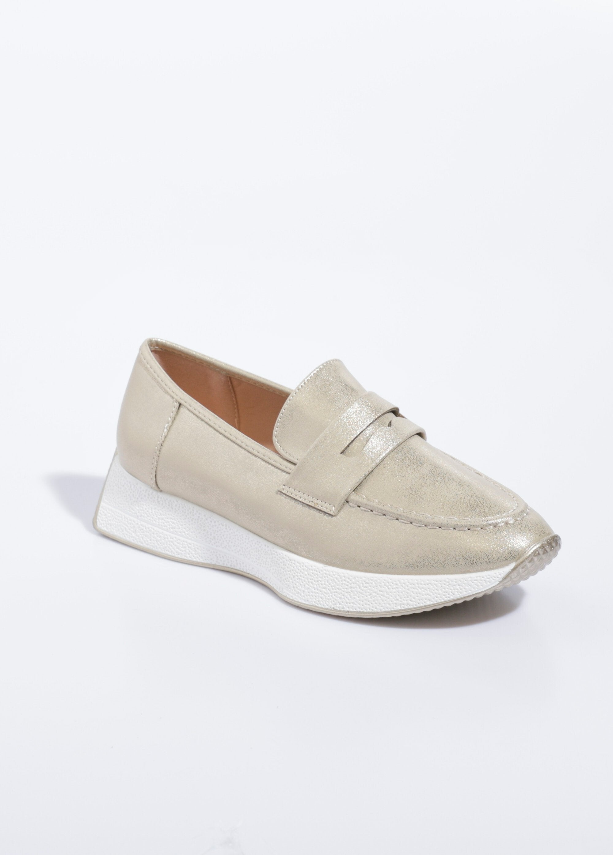 Mocassins_met_contrasterende_plateauzool_Dore_FA1_slim