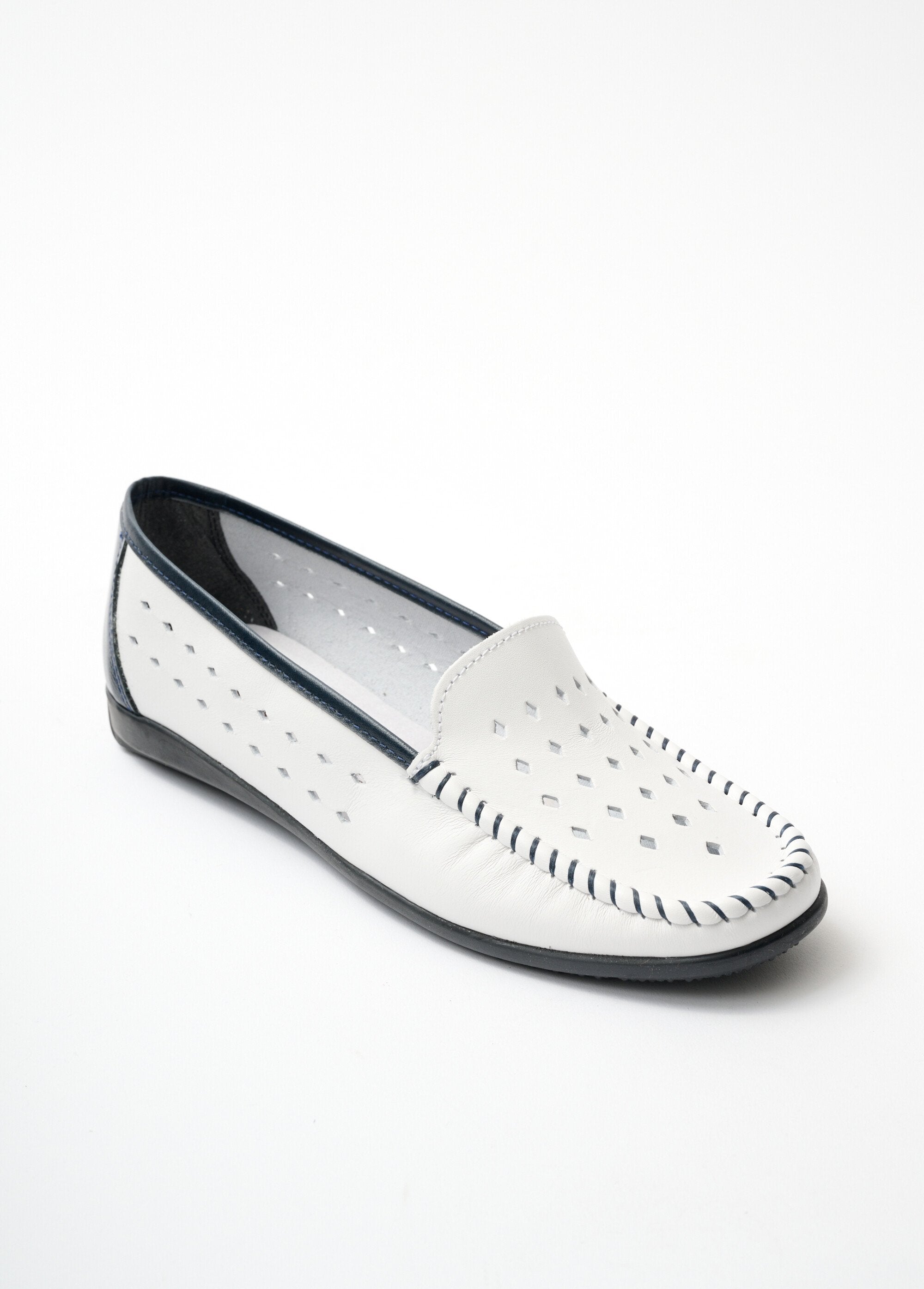 Comfort_lederen_loafers_in_wijdte_WIT_FA1_slim