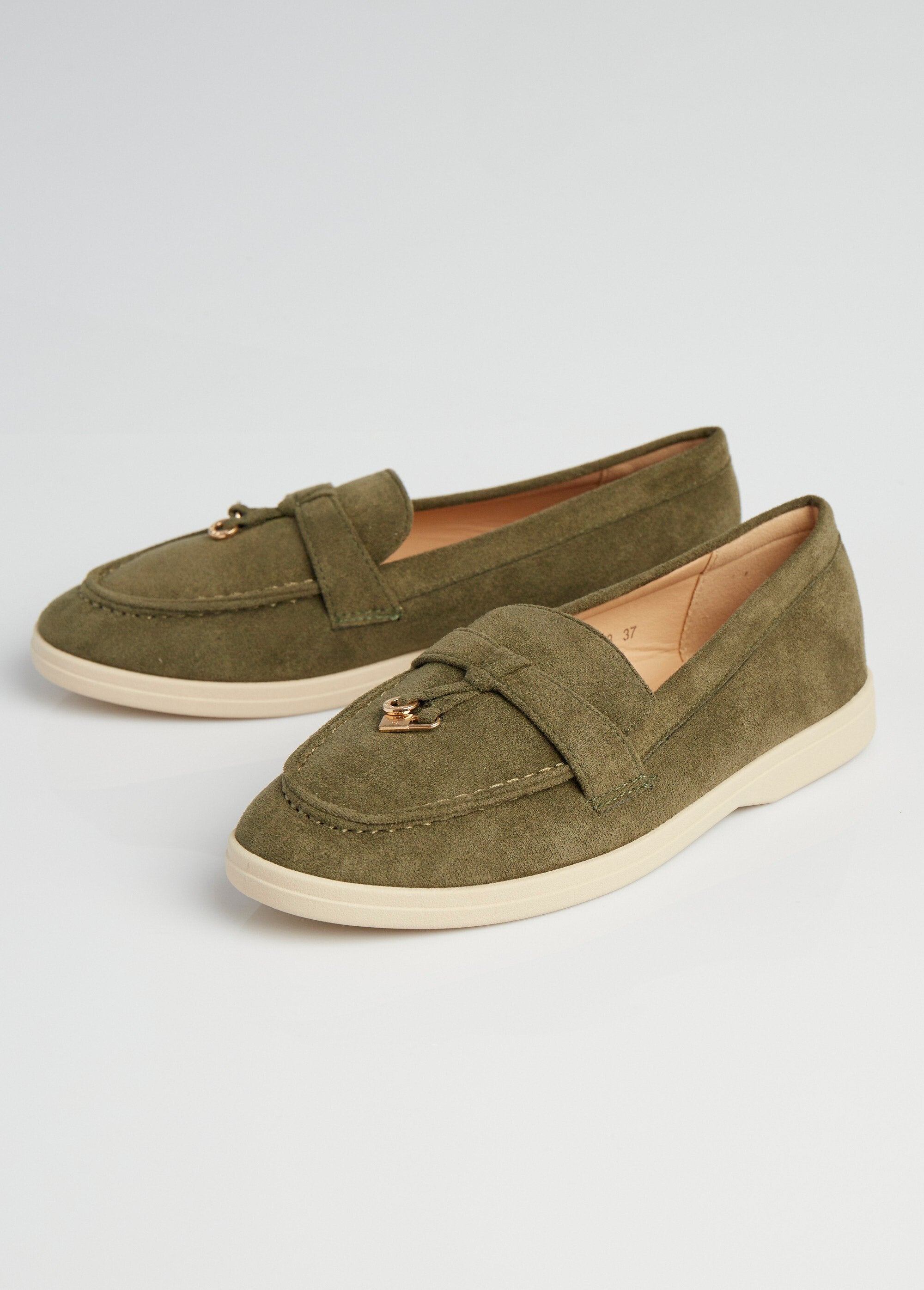 Mocassins_in_loaferstijl_met_suède_look_Vert_kaki_DE1_slim