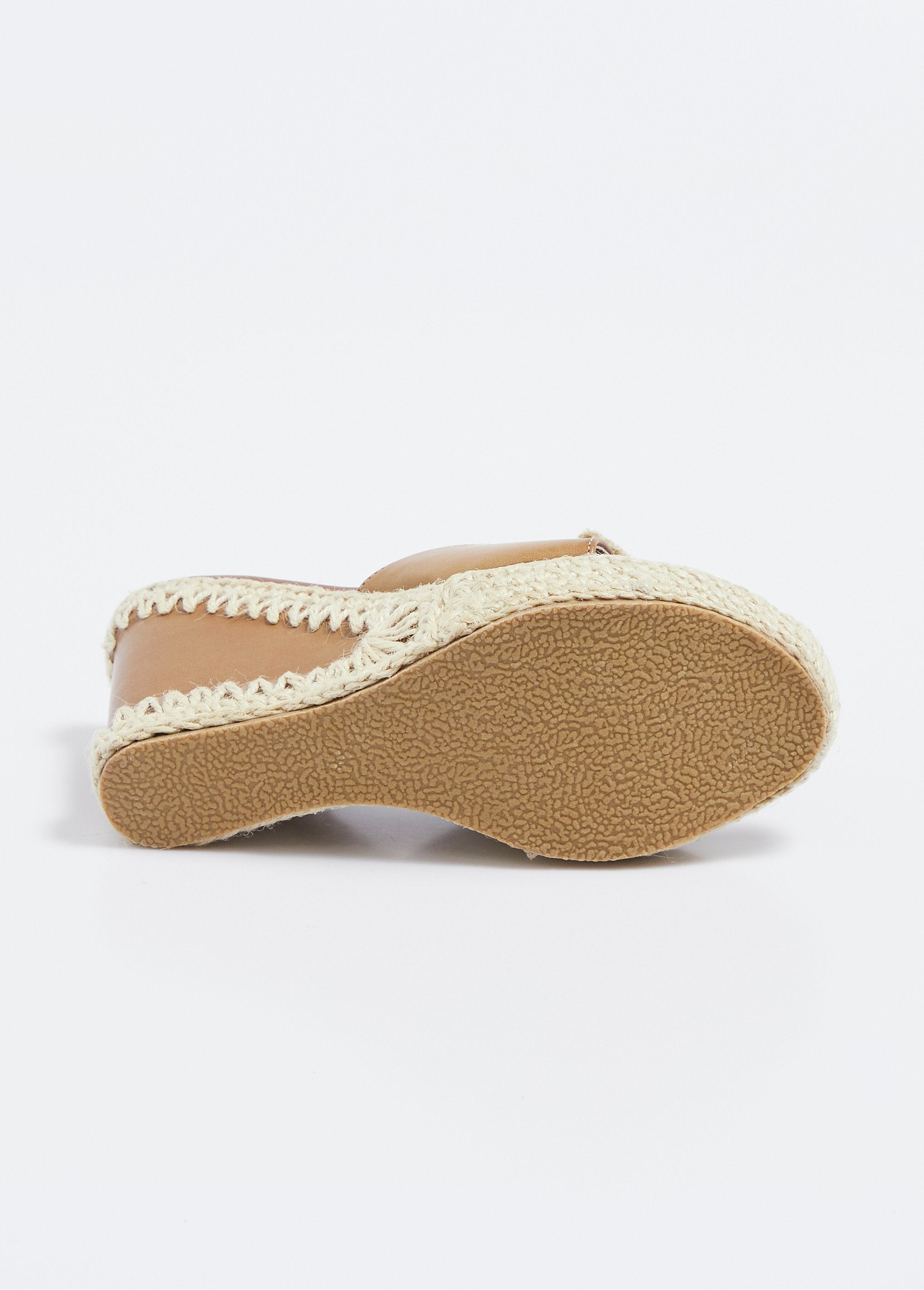 Stoffen_muiltjes_met_sleehak_Beige_UN1_slim