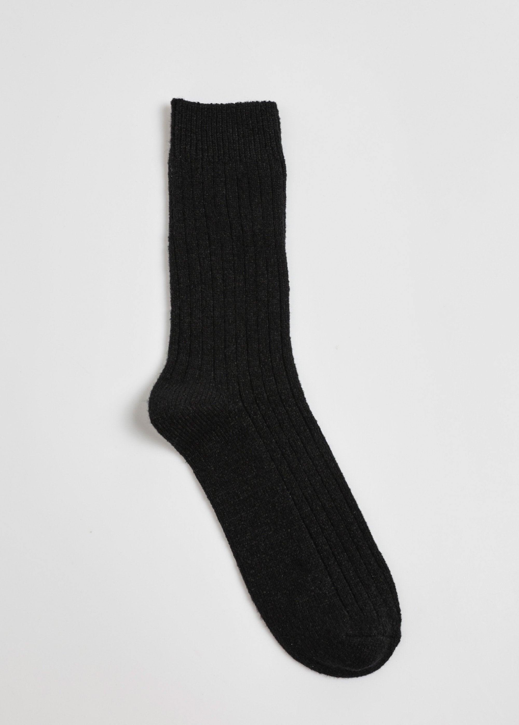 Paar_warme,_zachte_sokken_Noir_DE1_slim