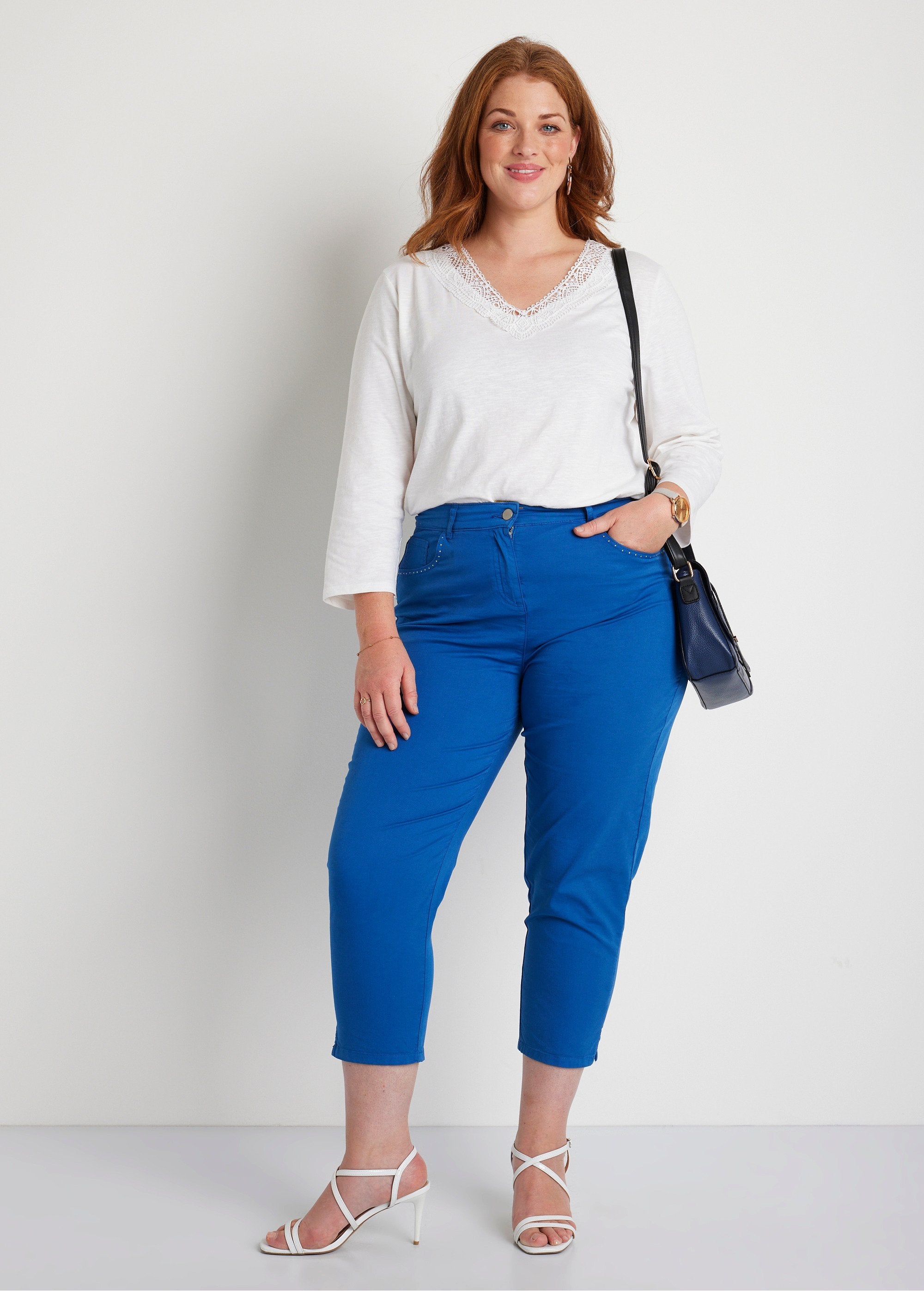 Broek_met_elastische_tailleband_5_zakken_Hard_blauw_SF1_curvy