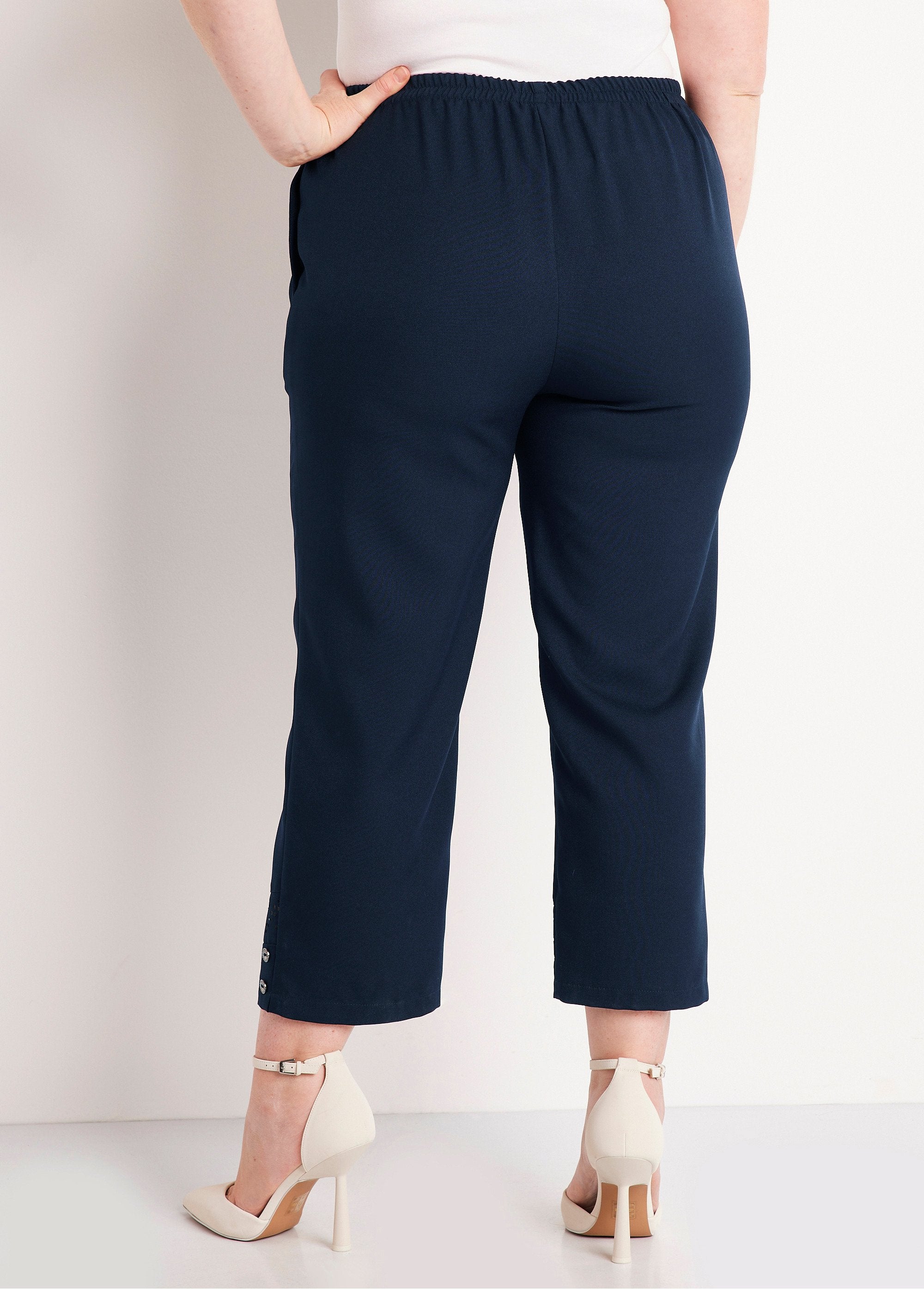 Broek_met_opengewerkte_elastische_tailleband_Marien_DO1_curvy