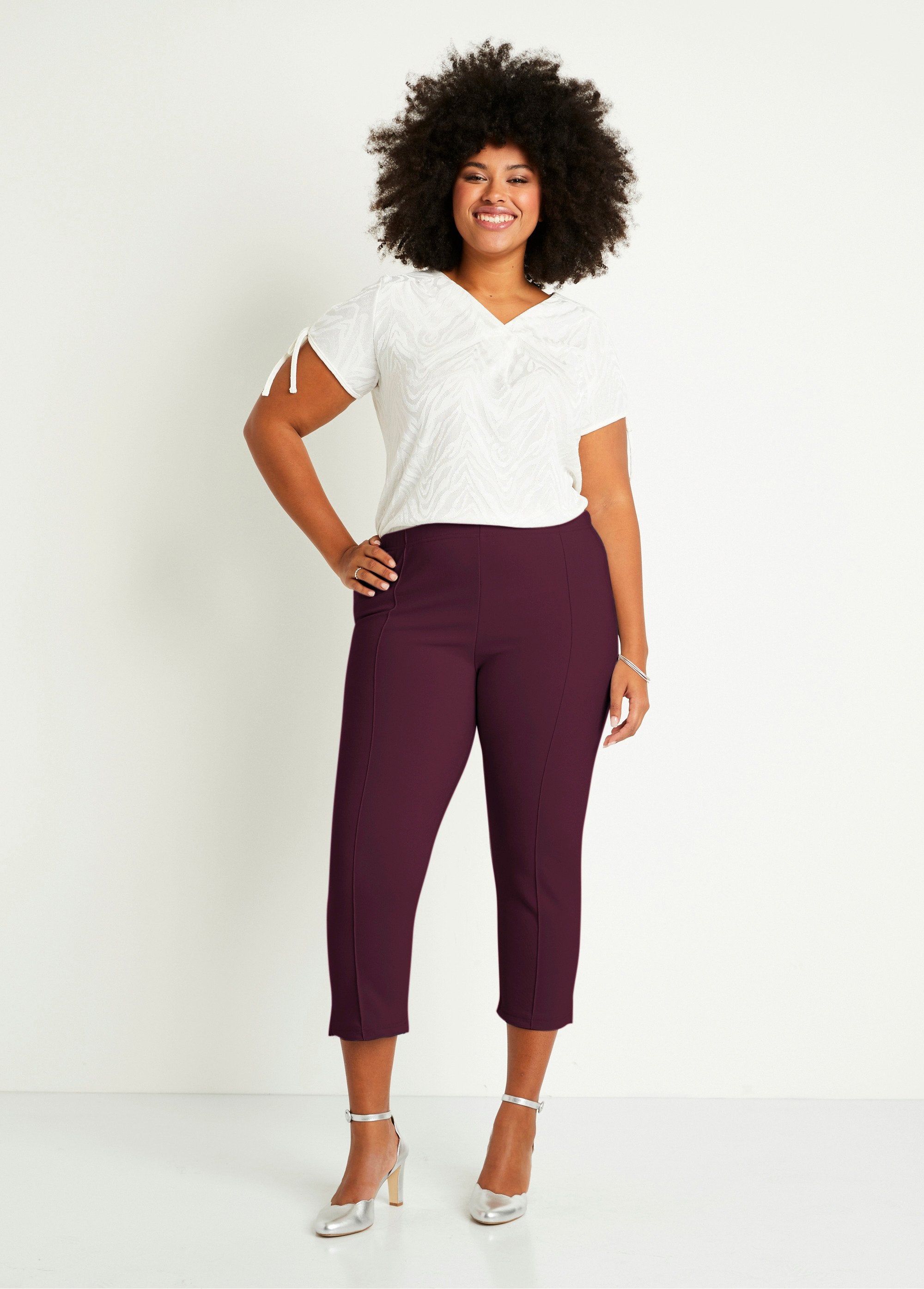 Geribde_broek_met_elastische_tailleband_Bordeaux_SF1_curvy