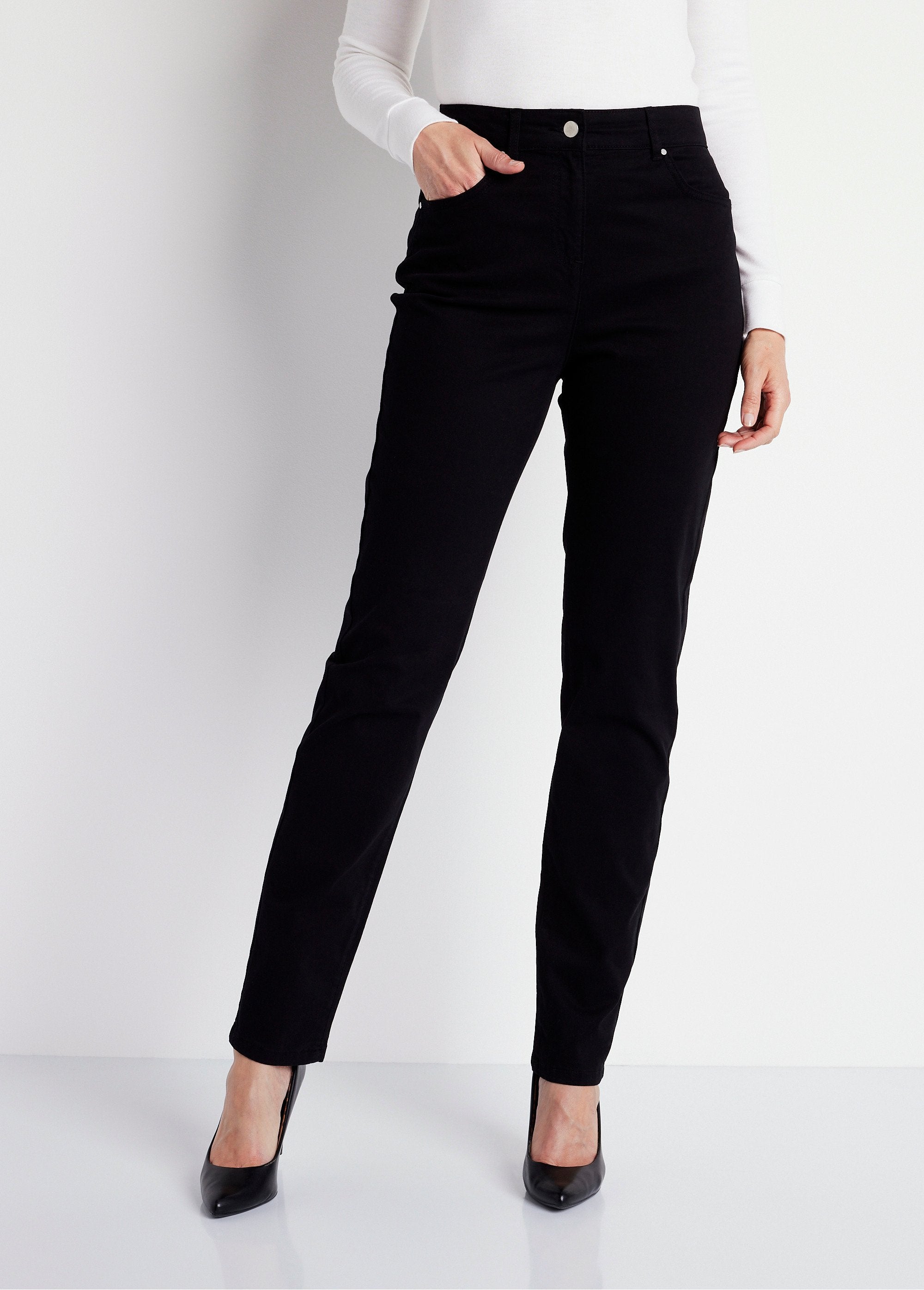 5-pocket_stretch_katoenen_broek_met_rechte_pijpen_ZWART_FA1_slim