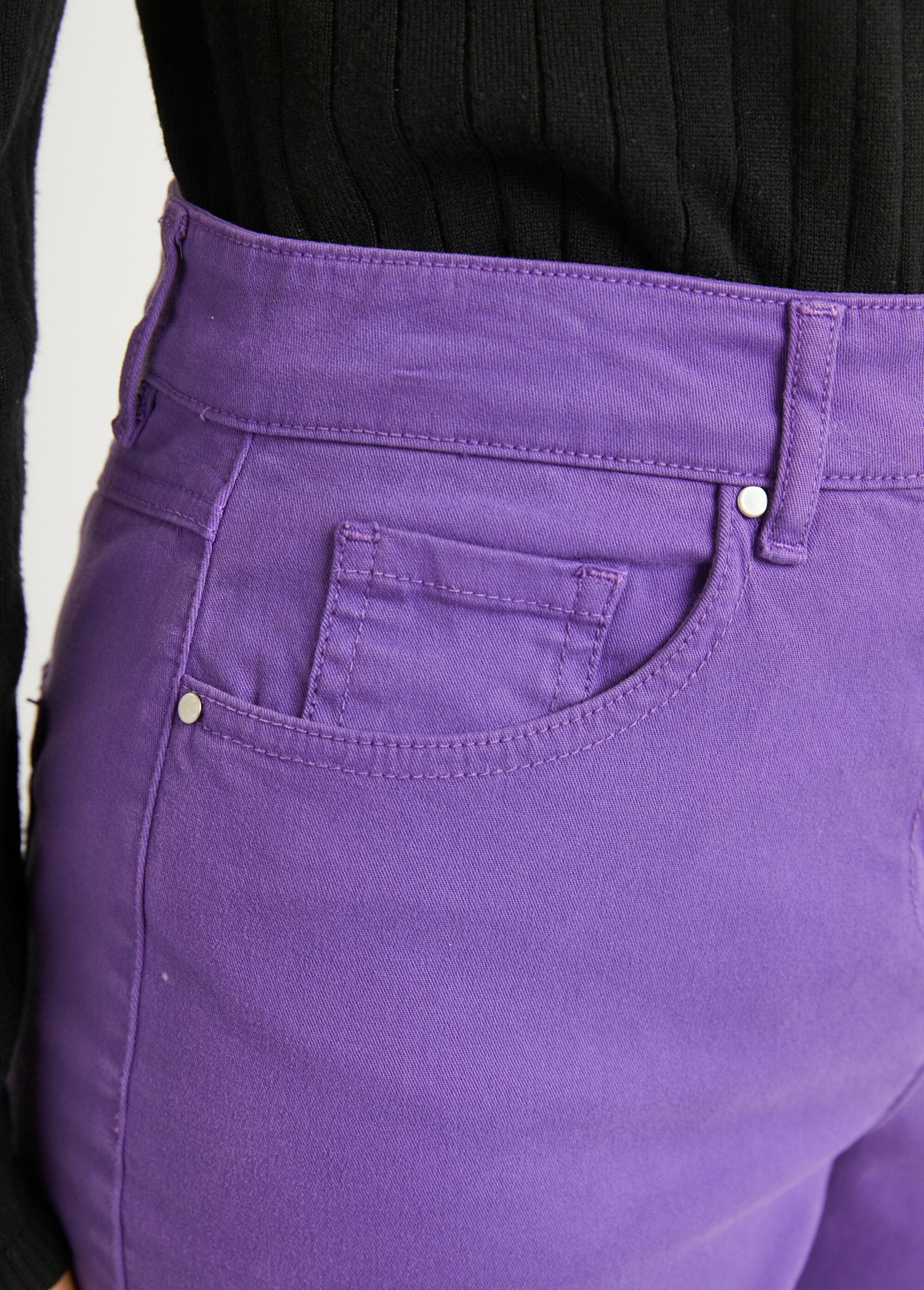 5-pocket_stretch_katoenen_broek_met_rechte_pijpen_Violet_DE1_slim