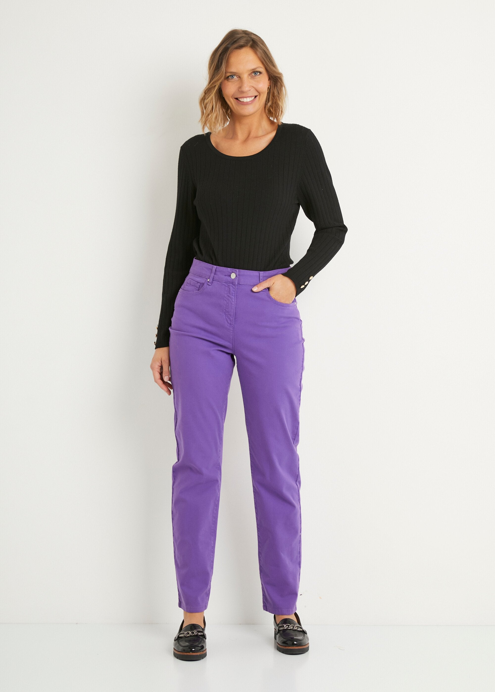 5-pocket_stretch_katoenen_broek_met_rechte_pijpen_Violet_SF1_slim