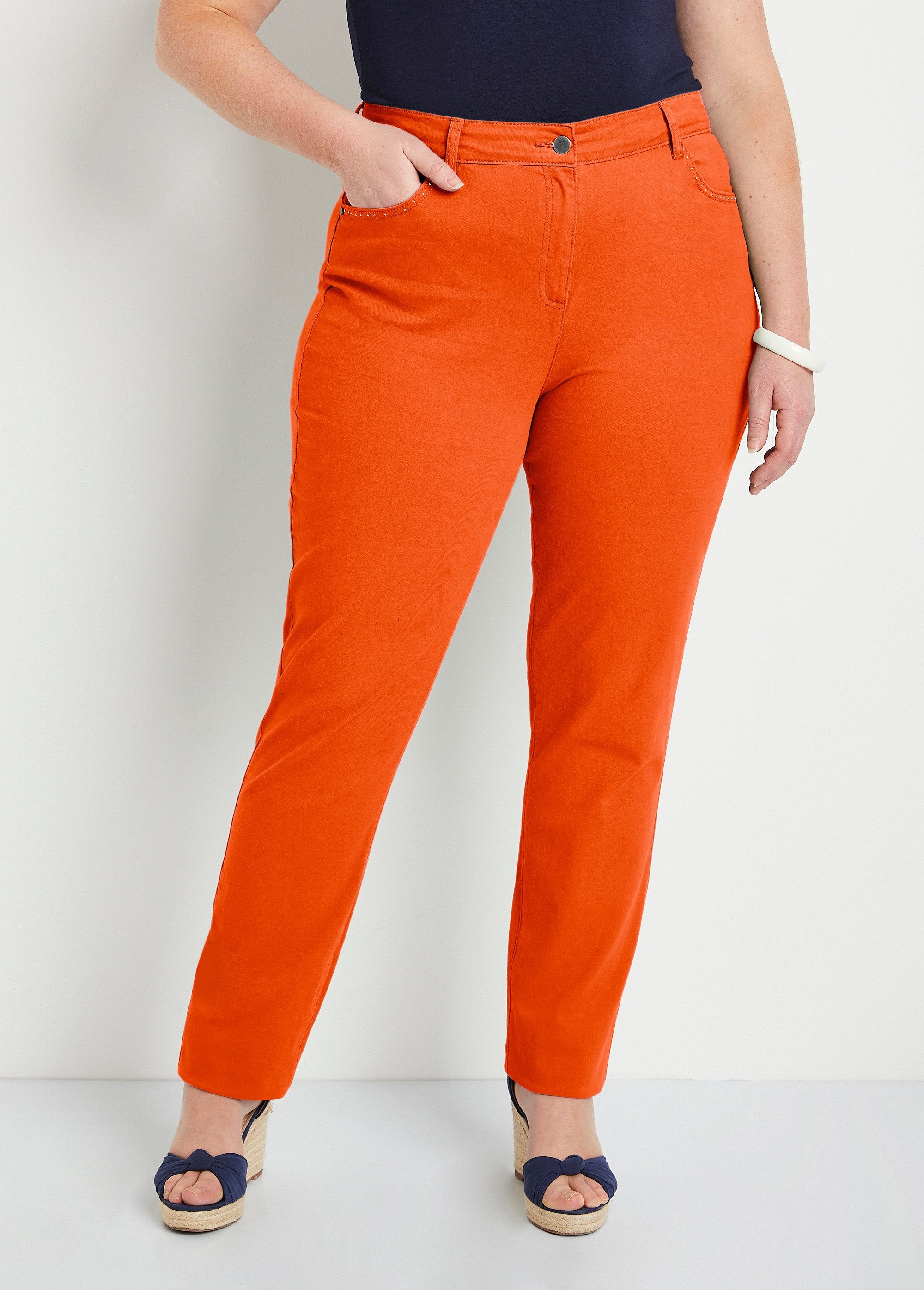 5-pocket_stretch_katoenen_broek_met_rechte_pijpen_ORANJE_FA1_curvy