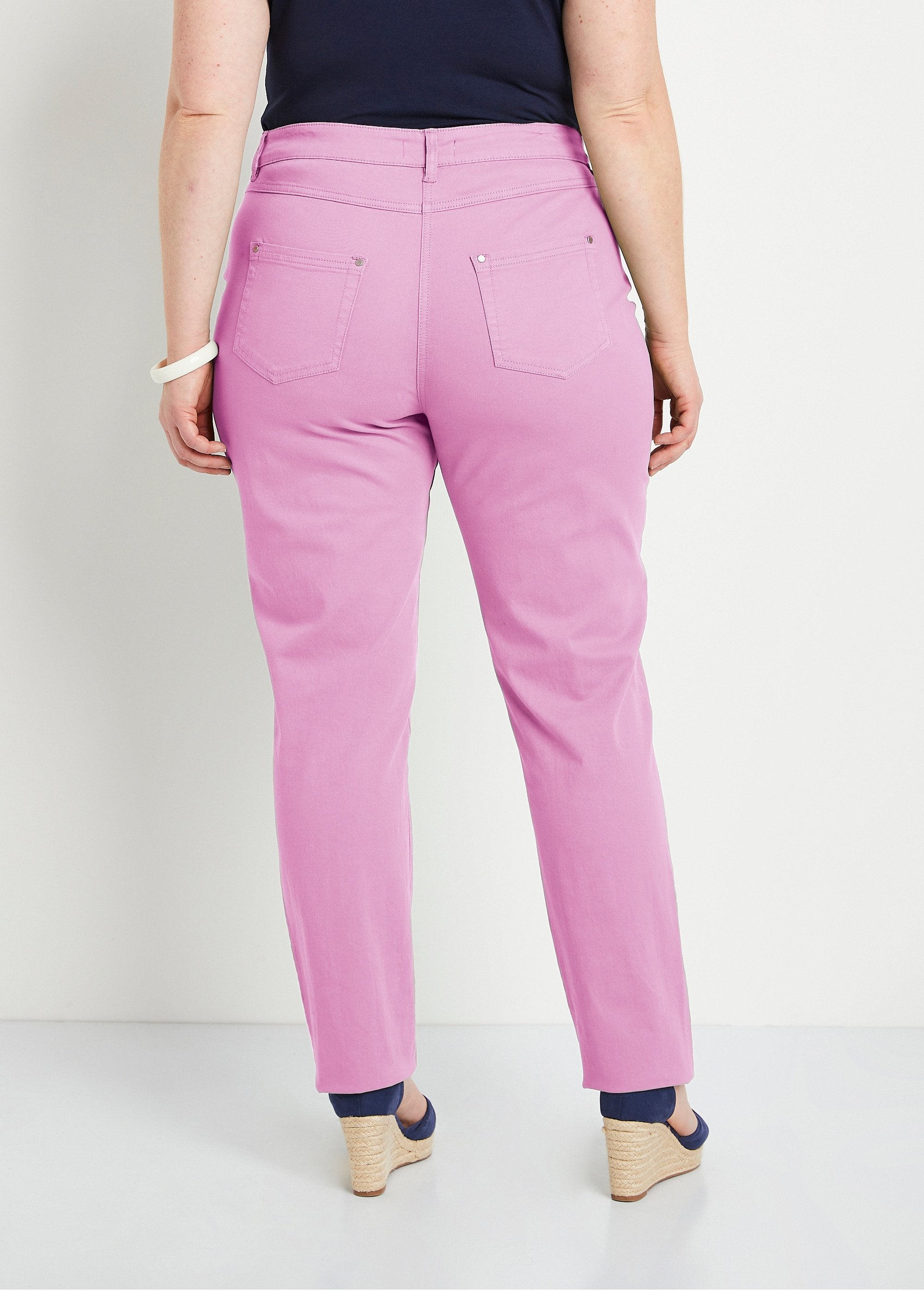 5-pocket_stretch_katoenen_broek_met_rechte_pijpen_Lila_DO1_curvy